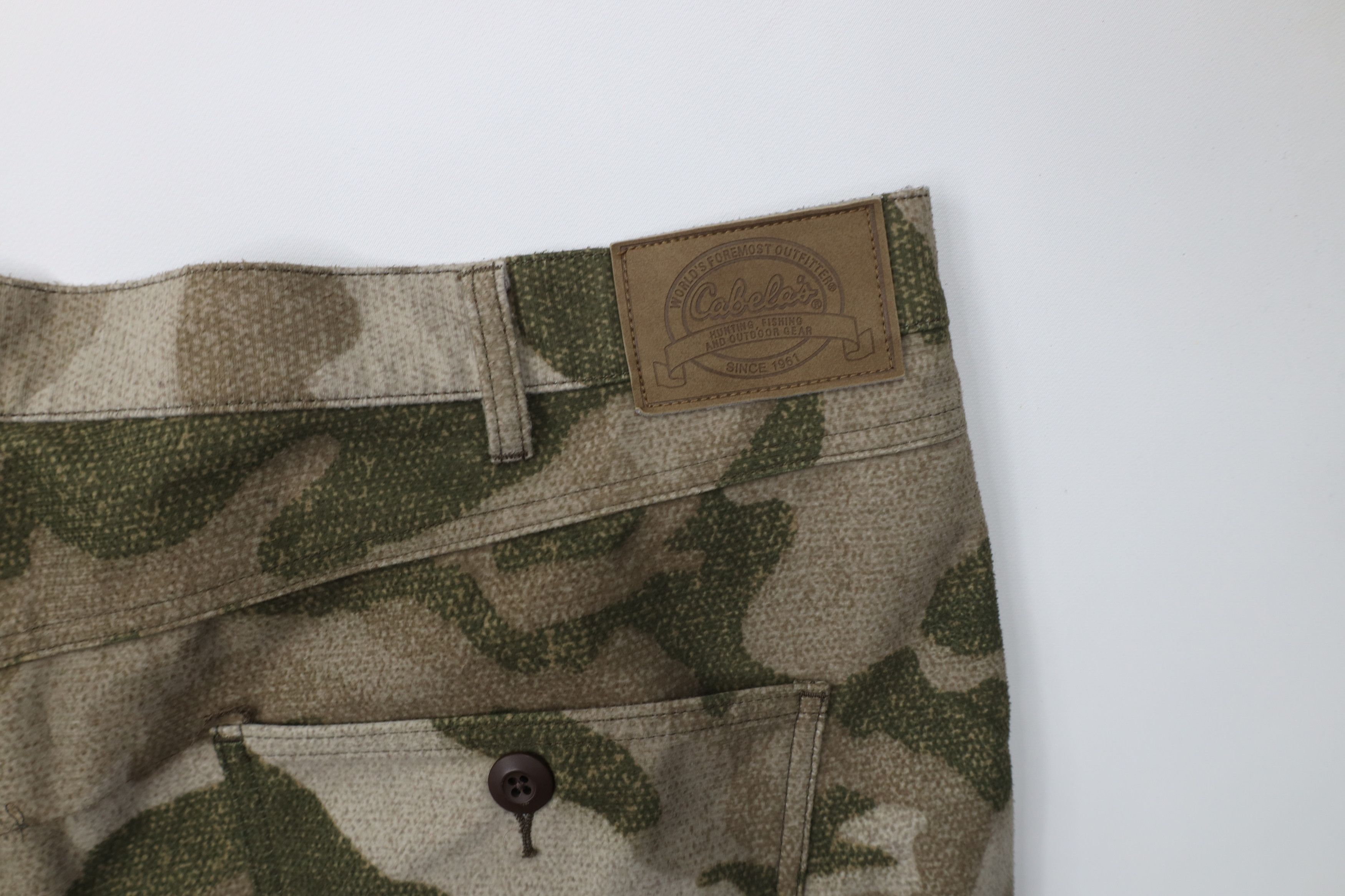 Cabelas Vintage 90s Cabelas Camouflage Wide Leg Cargo Pants Size US 44 / EU 60 - 13 Thumbnail