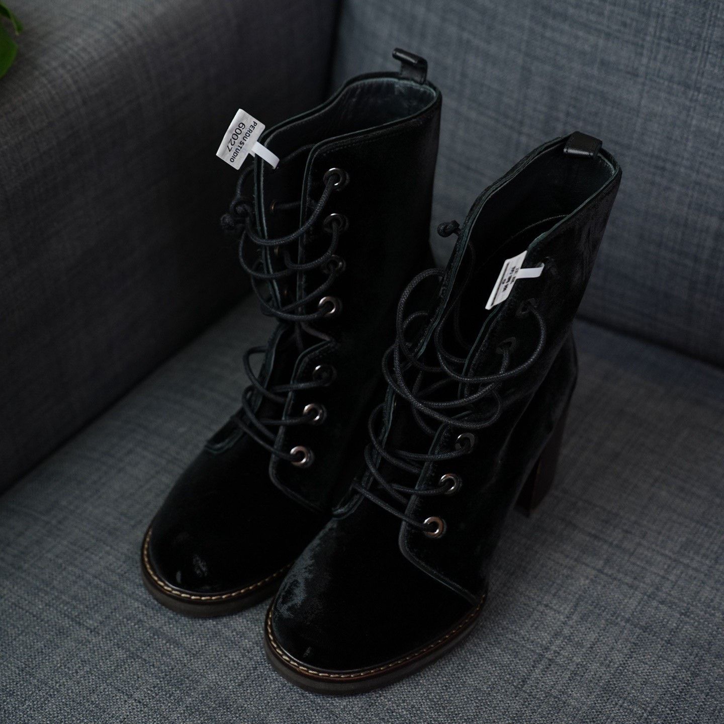 Stuart Weitzman Stuart Weitzman Boots us_5-5 Women Size US 5.5 / IT 35.5 - 1 Thumbnail
