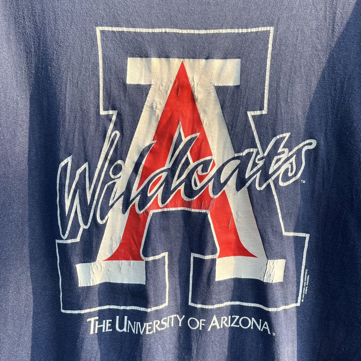 Vintage Thrashed Faded 90s Wildcats The University Of Arizona Tee Size US XL / EU 56 / 4 - 2 Thumbnail