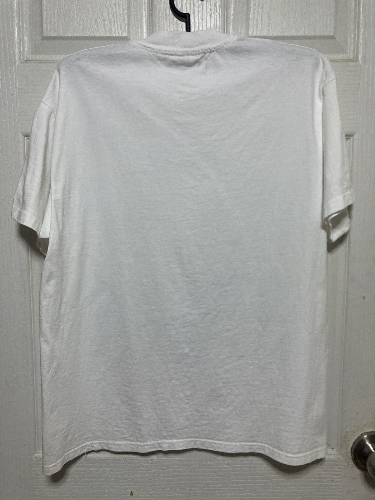 Vintage Vintage Red Hot Chilli Peppers 90s Flght Like A Brave Concert Tour T shirt Size L Size US L / EU 52-54 / 3 - 3 Thumbnail