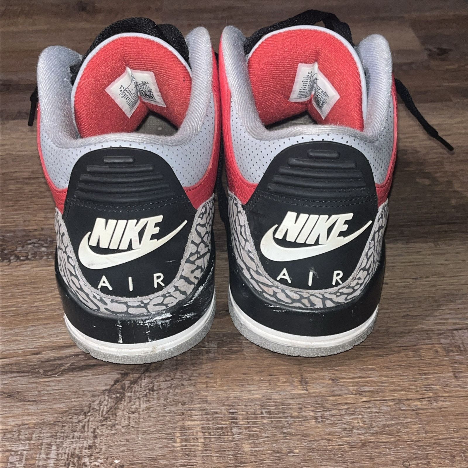 Jordan Brand × Nike Air Jordan 3 Retro SE "Unite -Size 9.5 Men’s Chi Exclusive Size US 9.5 / EU 42-43 - 4 Thumbnail