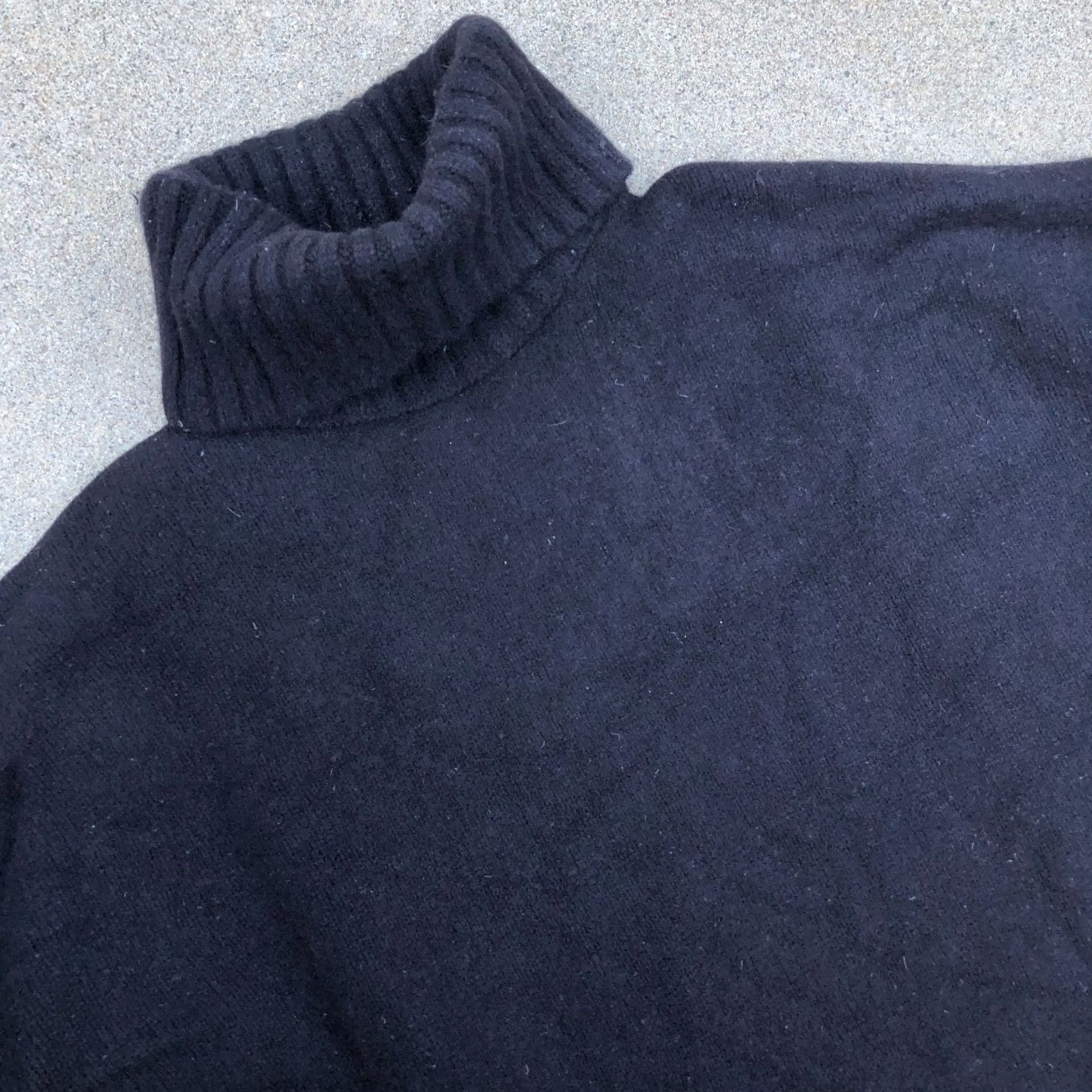 Polo Ralph Lauren Polo Ralph Lauren Sweater Shirt Womens MED Cashmere Wool Blend Turtleneck Black Pullover Casual Fashion Winter Fall Size M / US 6-8 / IT 42-44 - 2 Thumbnail