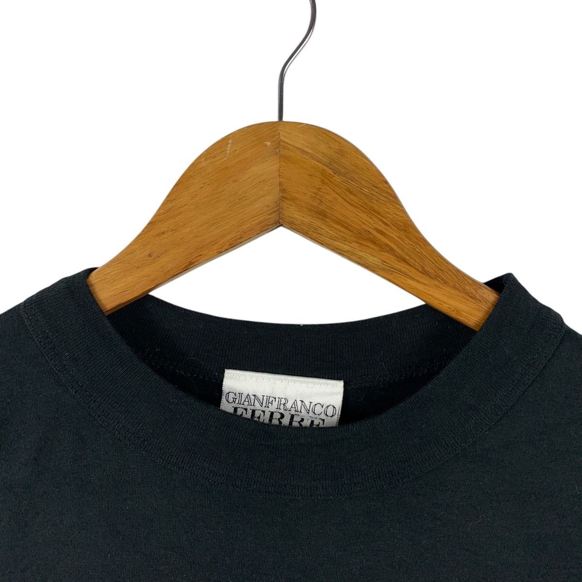Gianfranco Ferre × Japanese Brand × Vintage Vintage 90s GIANFRANCO FERRE big printed spellout tee Size US S / EU 44-46 / 1 - 5 Thumbnail