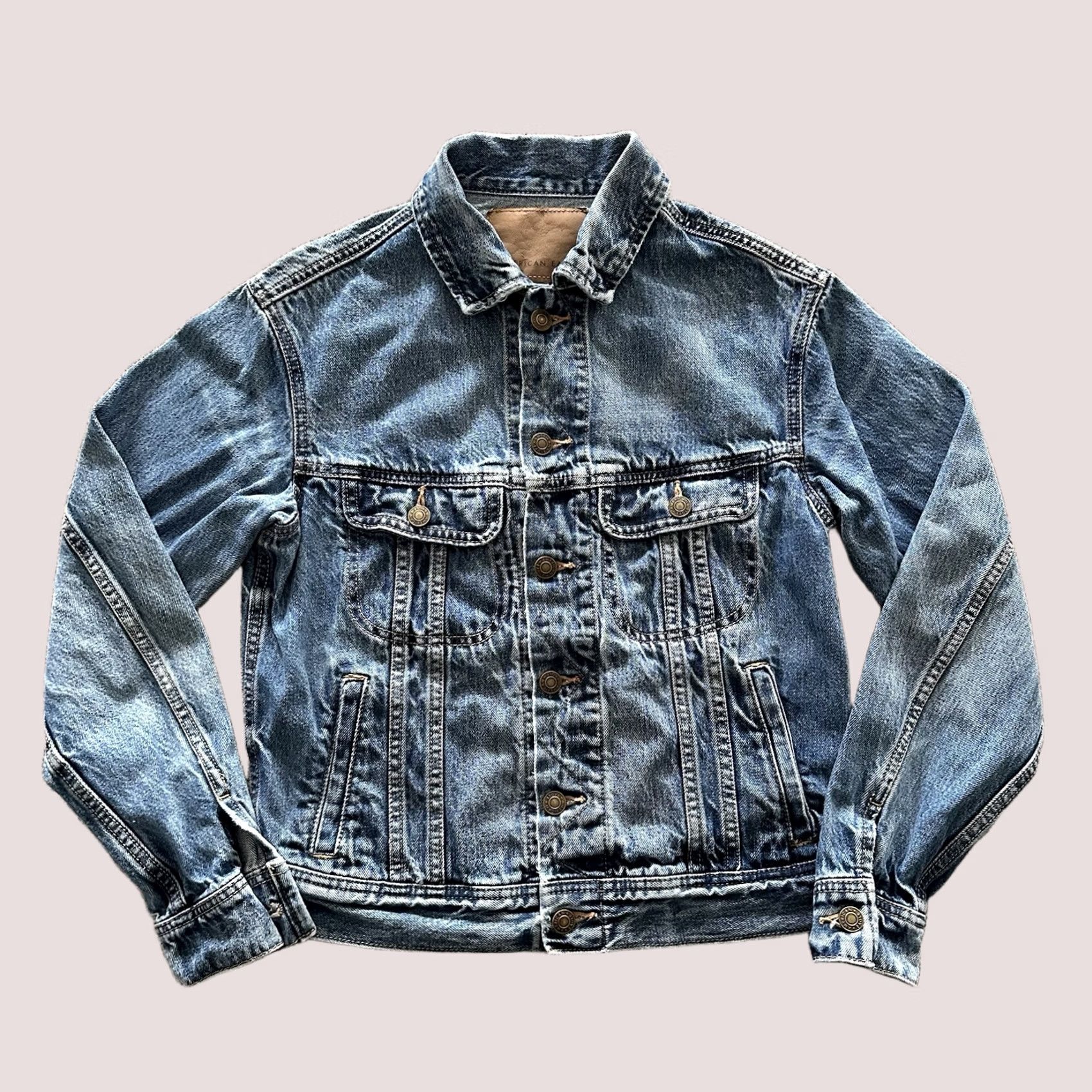 American Eagle Outfitters VINTAGE American Eagle Outfitters Jacket Women’s XS Denim Jean Trucker Button Up Blue Size 26" / US 2 / IT 38 - 1 Thumbnail