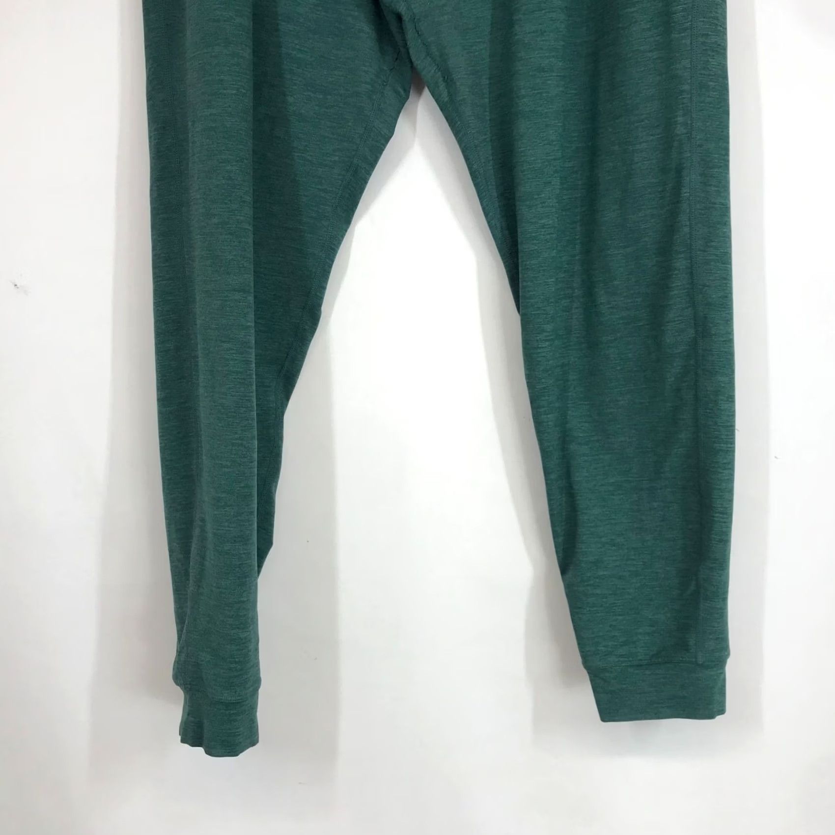 Marine Layer MARINE LAYER SPORT MEN'S L, GREEN, JOGGER PANTS, ACTIVEWEAR, ELASTIC WAIST, DRAWSTRING, REGULAR Size US 33 - 3 Thumbnail
