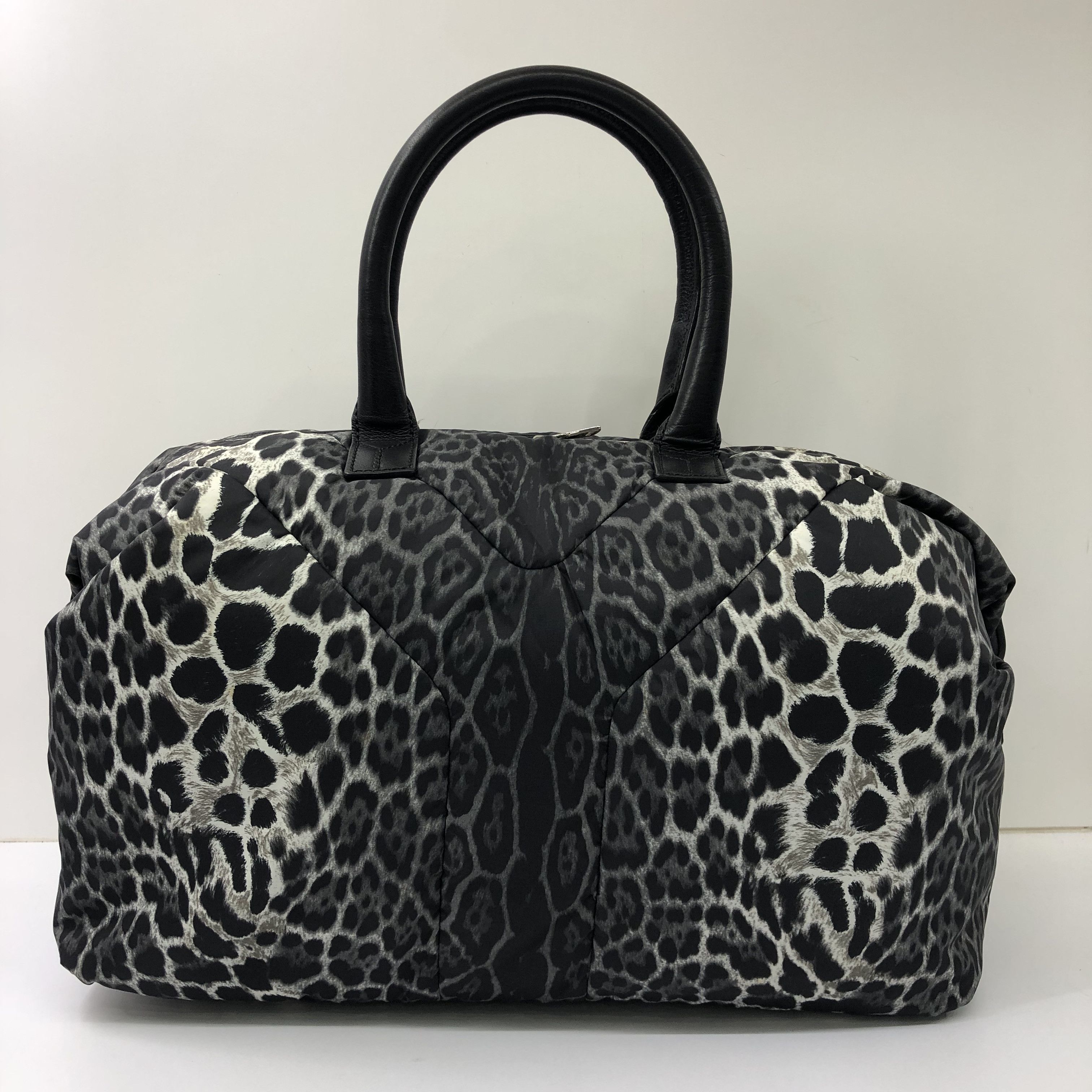 Yves Saint Laurent Yves Saint Laurent Easy Leopard Print Nylon Handbag Size ONE SIZE - 2 Thumbnail