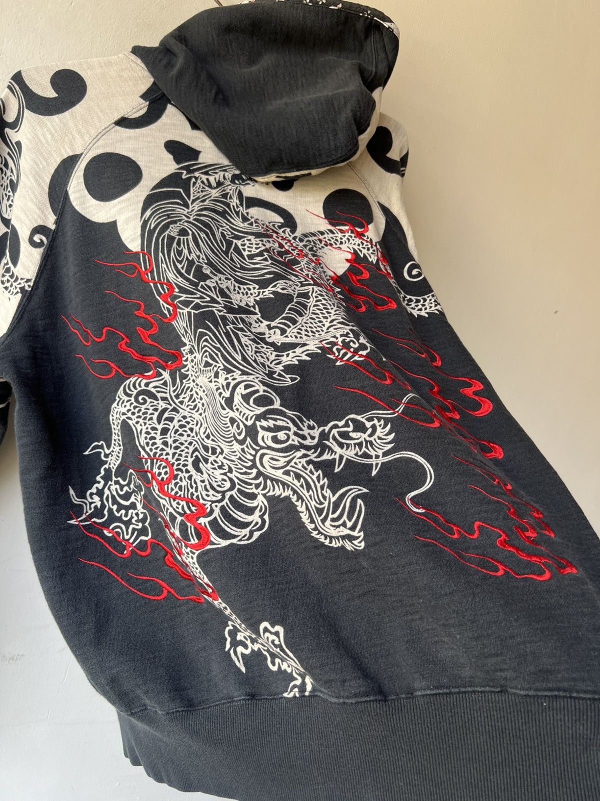 Karakuri Tamashii Karakuri Tamashi Embroidery Painter Hoodie Jacket Size US XL / EU 56 / 4 - 14 Thumbnail