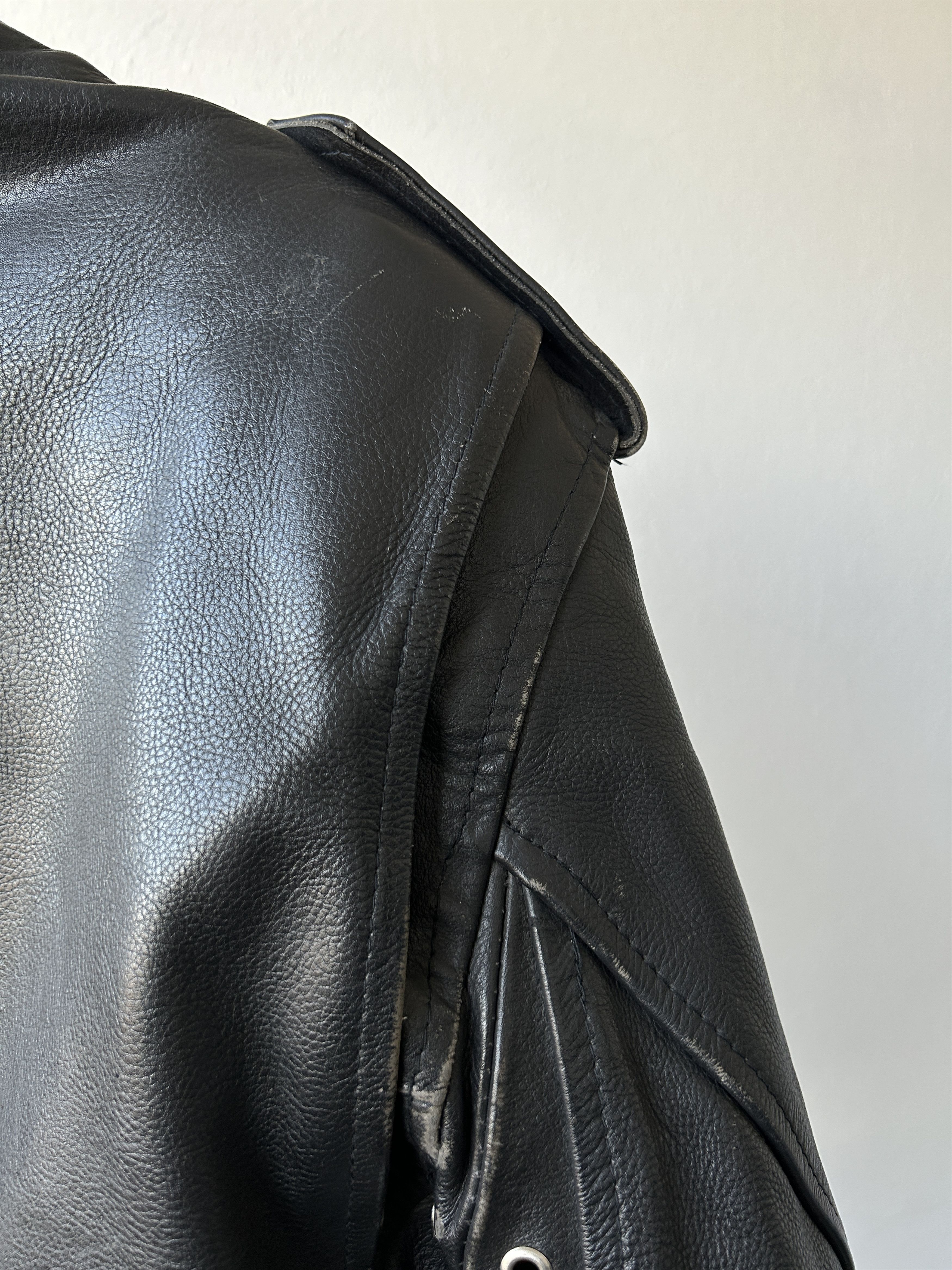 Vintage Vintage ramones biker leather jacket Size US M / EU 48-50 / 2 - 12 Thumbnail