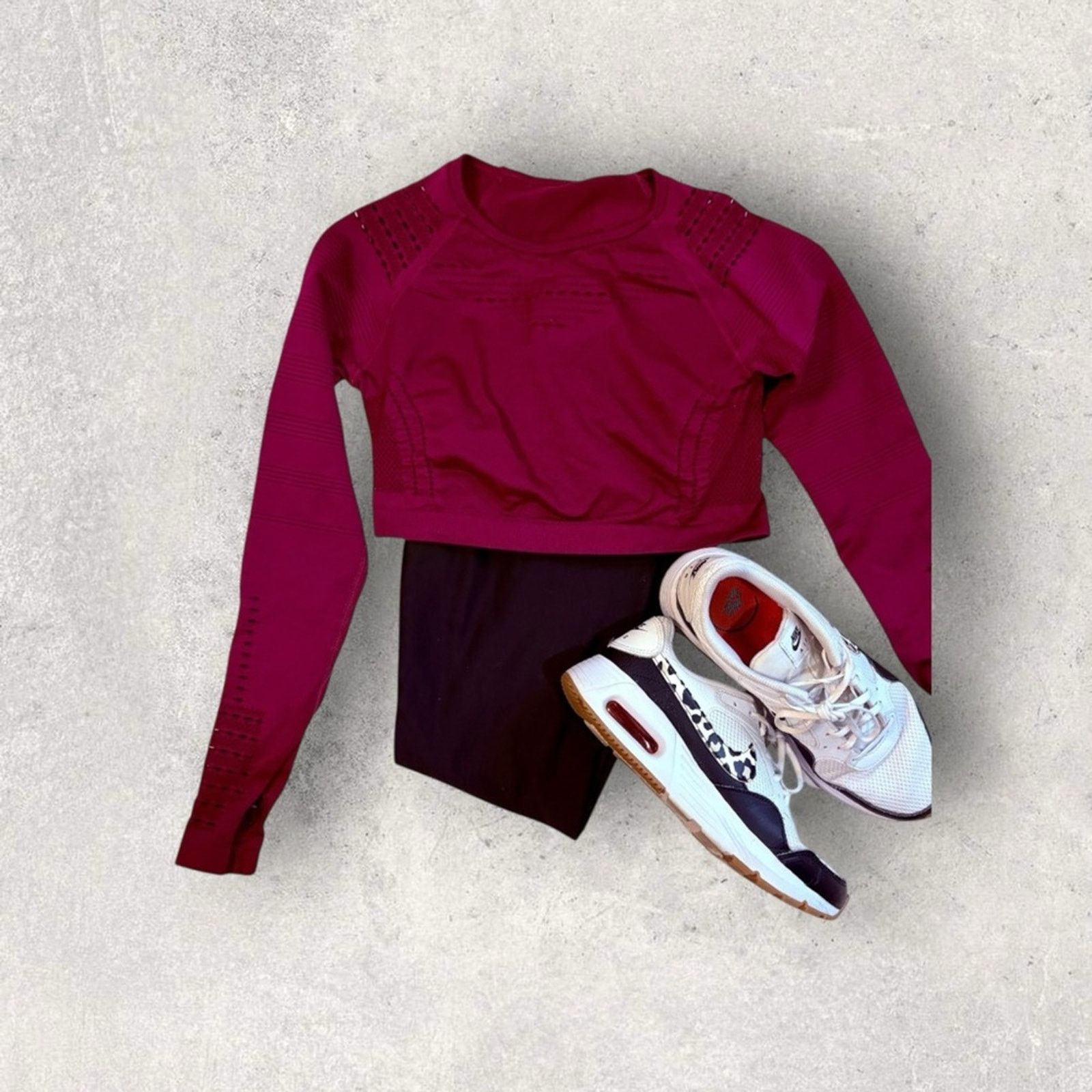 Gymshark Gymshark Burgundy Crop Top Size S / US 4 / IT 40 - 3 Thumbnail