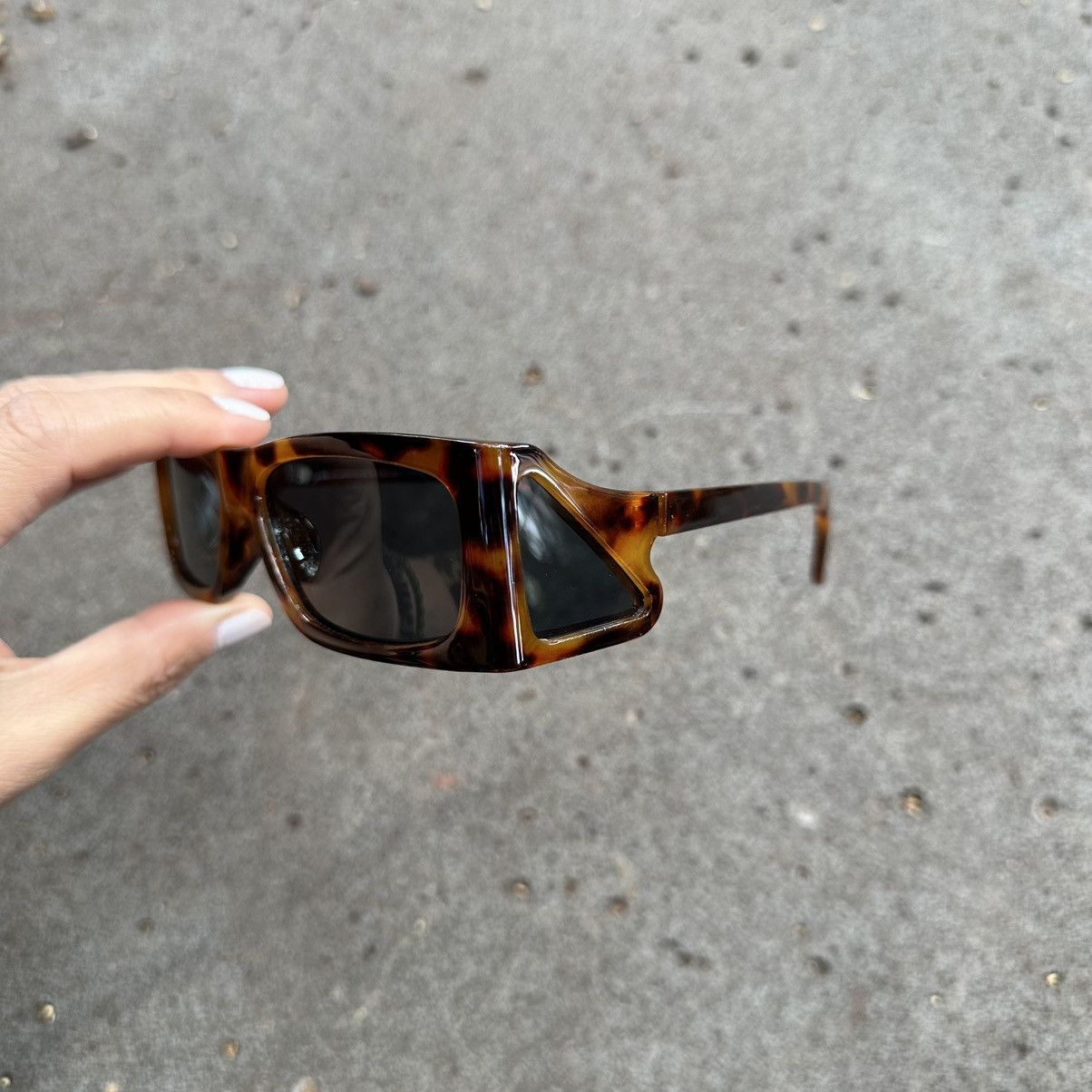 Other SUNGLASSES BRAND NEW CLASSIC RETRO VINTAGE QZ89258-01 Size ONE SIZE - 2 Thumbnail