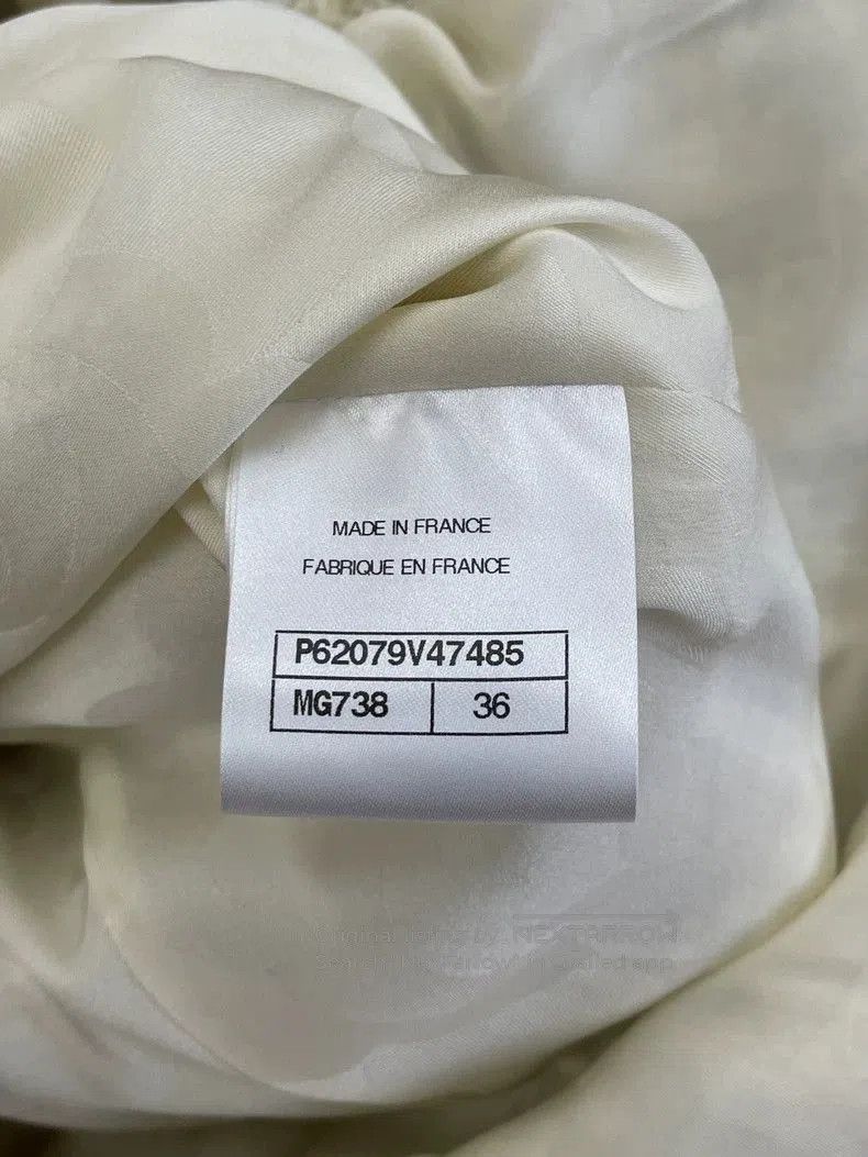 Chanel Chanel White Plaid Tweed Coat. Size US S / EU 44-46 / 1 - 6 Thumbnail
