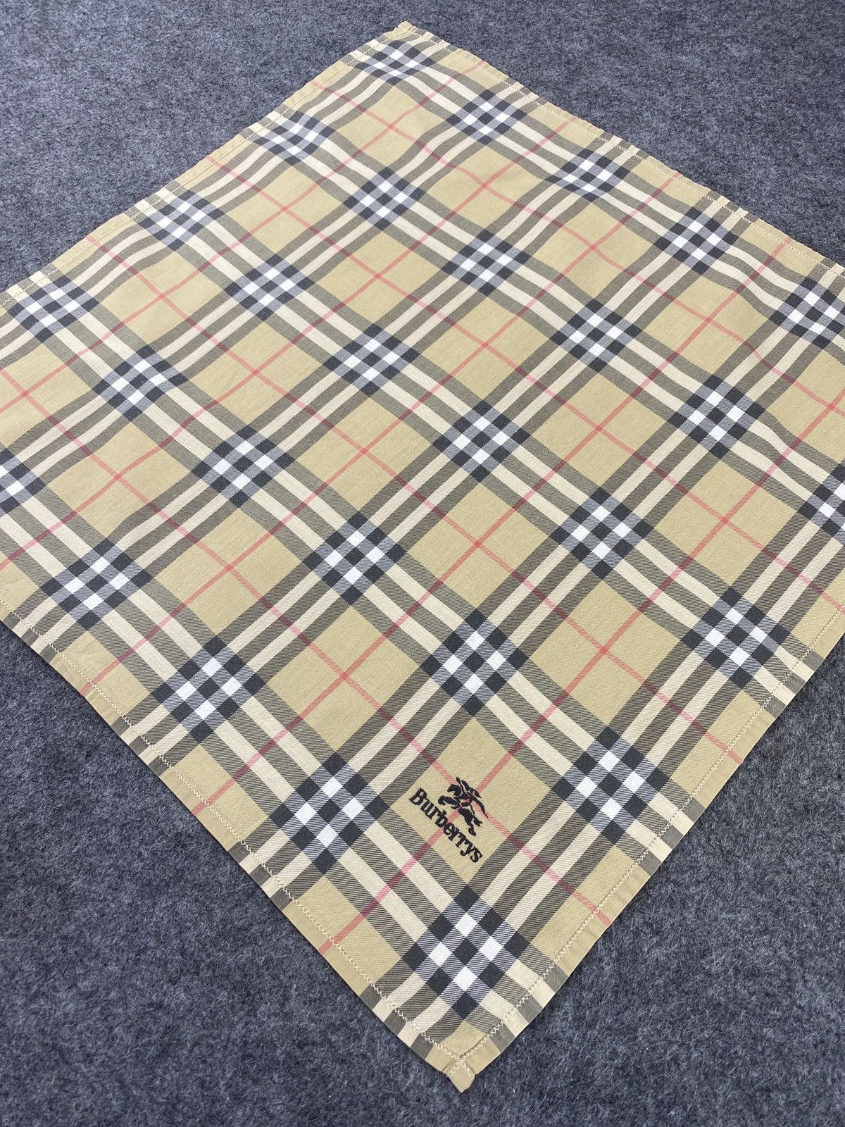 Burberry × Vintage Burberry Handkerchief / Bandana / Neckerchief-B098 Size ONE SIZE - 4 Thumbnail