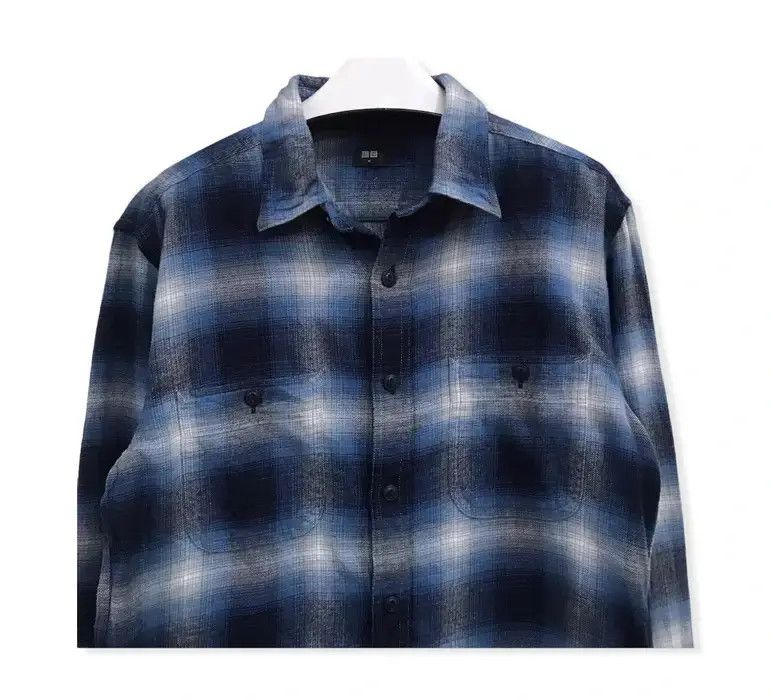 Japanese Brand Japanese Brand Uniqlo Plaid Tartan Flannel Shirt Size US M / EU 48-50 / 2 - 2 Thumbnail