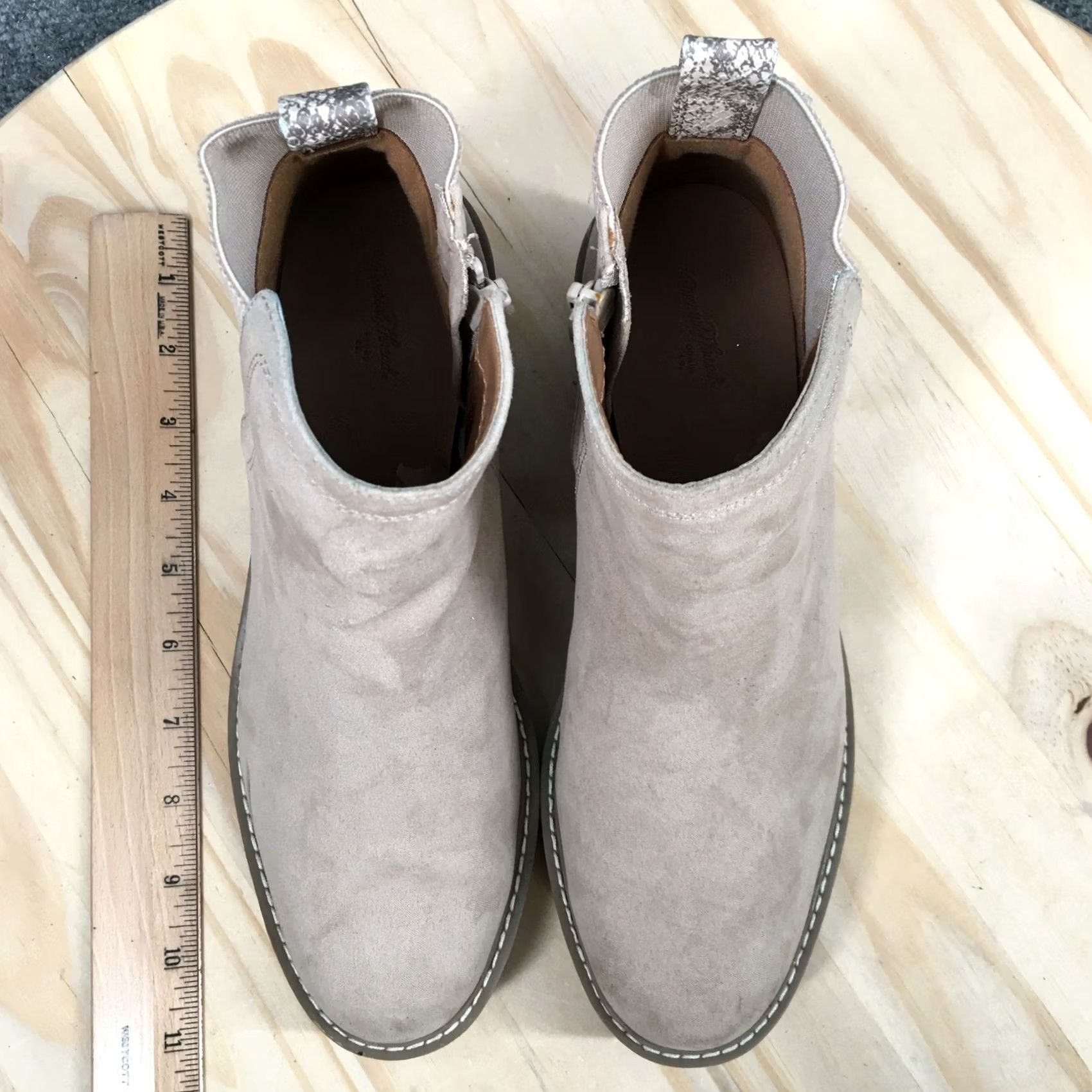 Vintage Universal Thread Boots Womens 8 Taci Bootie Brown Comfort Block Heels Ankle Top Suede Casual Modern Classic Womens Boots 8 Brown Size M / US 6-8 / IT 42-44 - 6 Thumbnail