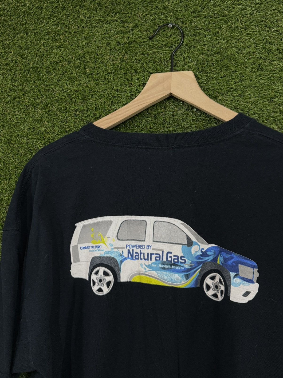 Vintage Vintage Chevrolet GMC Tahoe Suburban Denali Eco Truck XL Tee Size US XL / EU 56 / 4 - 1 Thumbnail