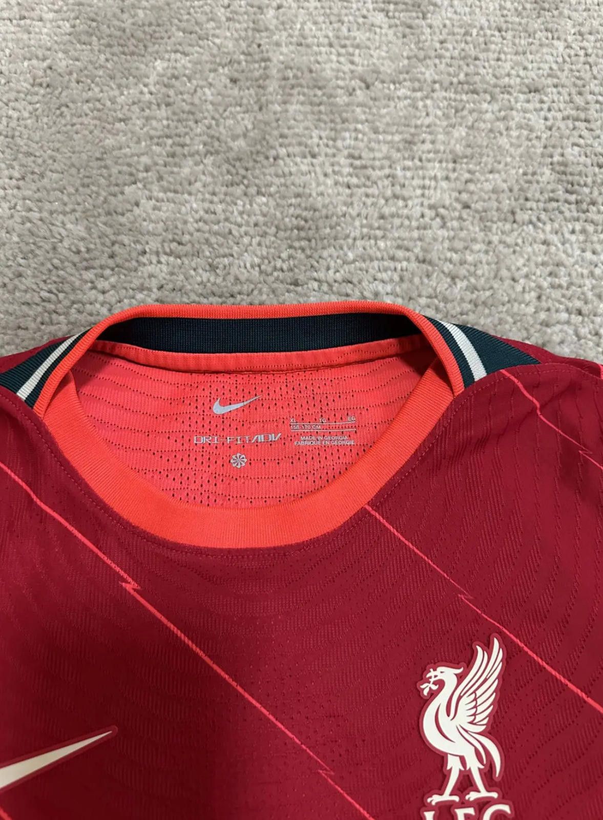 Nike Liverpool FC 2021/22 Boys (XL) Authentic Vapor Match Jersey Size US XS / EU 42 / 0 - 4 Thumbnail