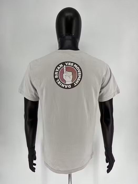 Vintage Vintage Y2K Daniel Bryan YES WWE Crewneck Shirt 2013 Size US M / EU 48-50 / 2 - 2 Thumbnail