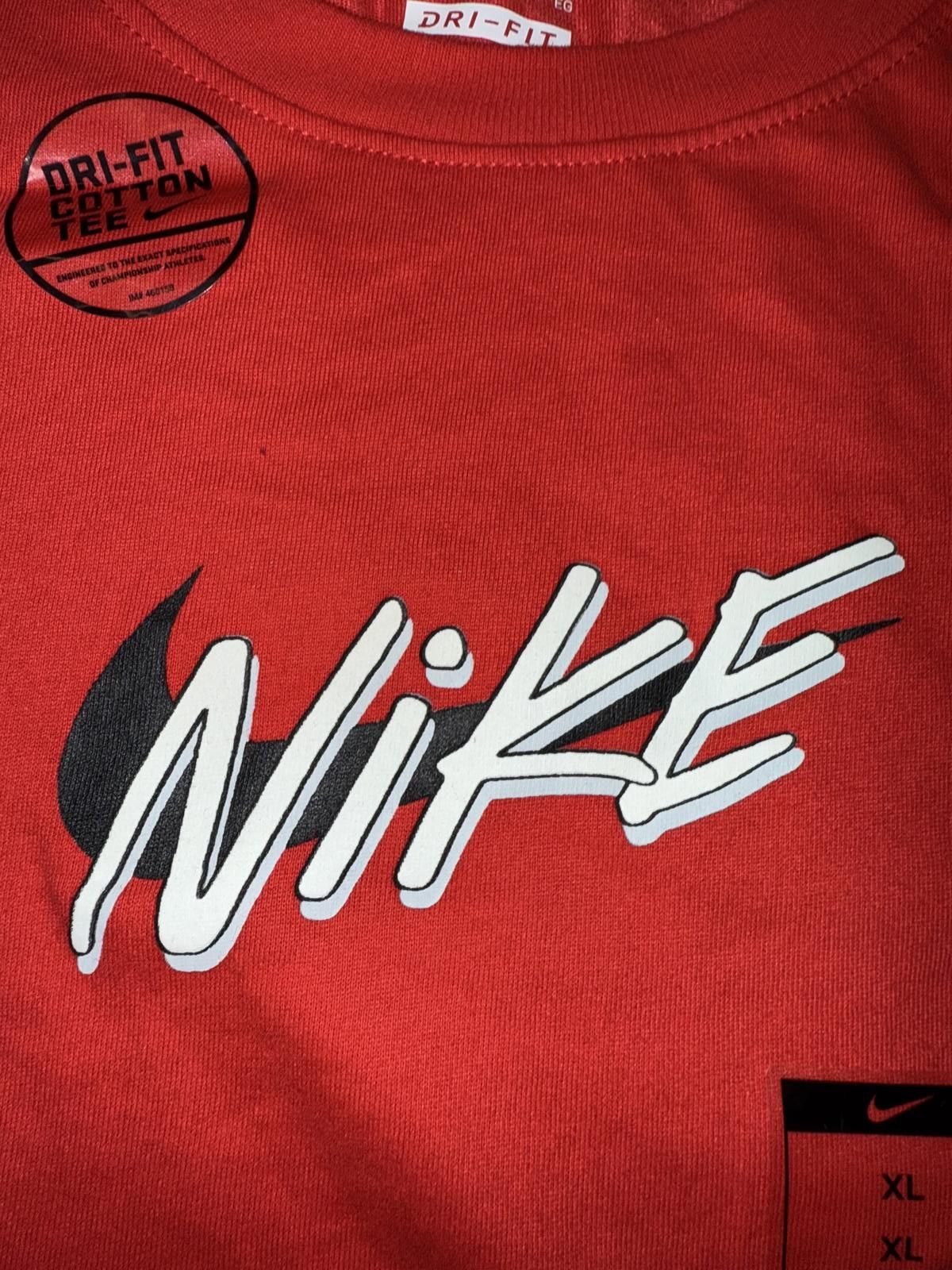 Nike Nike Sportwear Men’s Swoosh On Tour T-Shirt Limited Size US L / EU 52-54 / 3 - 2 Thumbnail
