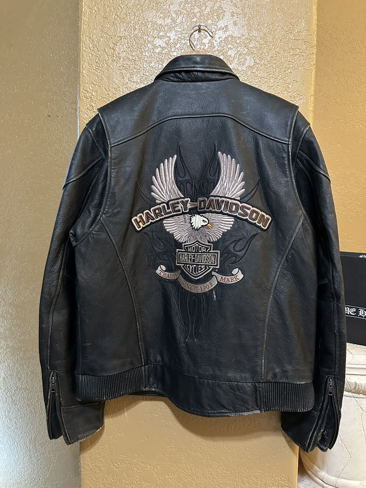 Harley Davidson GRAIL Vintage Harley Davidson Eagle Leather Jacket Large Size US L / EU 52-54 / 3 - 1 Thumbnail