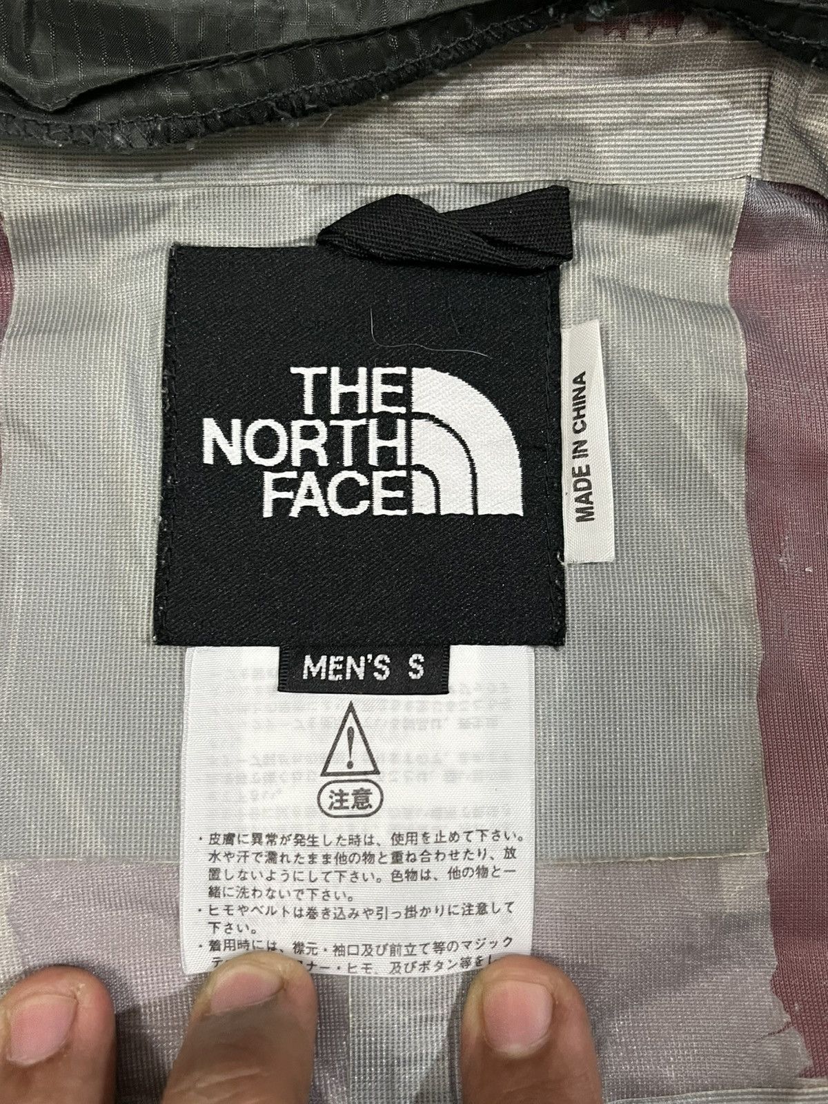 The North Face Vintage The North Face Dermizax Light Jacket Size US S / EU 44-46 / 1 - 13 Thumbnail