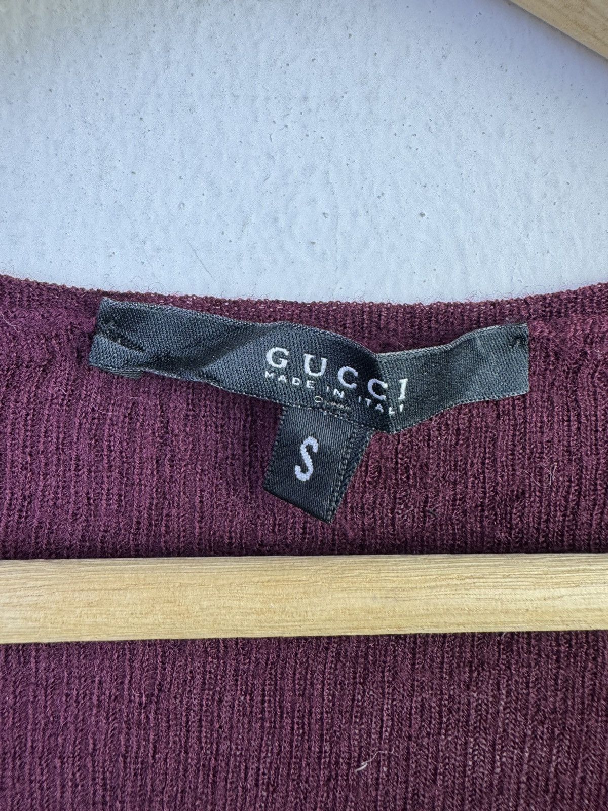 Gucci Gucci ribbed long sleeve scooped neck pullover top Size S / US 4 / IT 40 - 3 Thumbnail