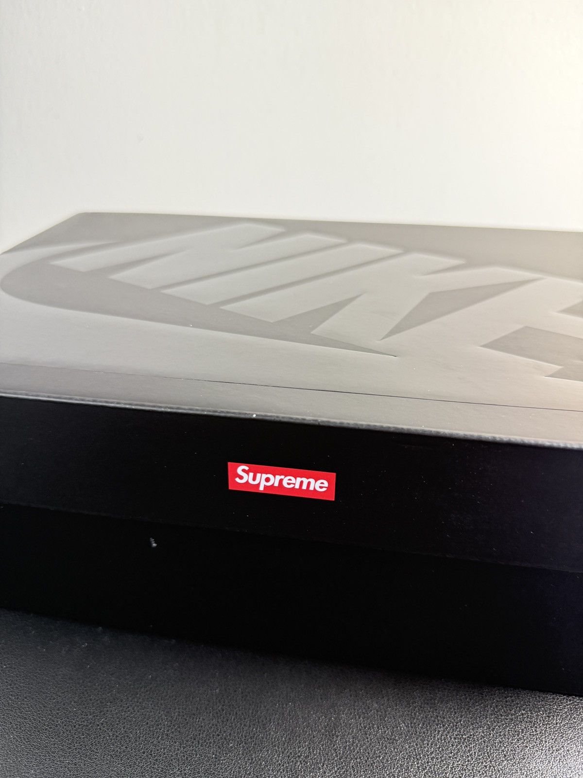 Nike × Supreme Brand New Black Supreme Nike Air Force Ones Size US 8.5 / EU 41-42 - 12 Thumbnail