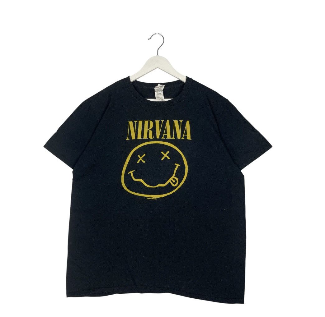 Designer × Vintage Vintage Nirvana logo men’s T-shirt adult medium black yellow Size US M / EU 48-50 / 2 - 1 Thumbnail