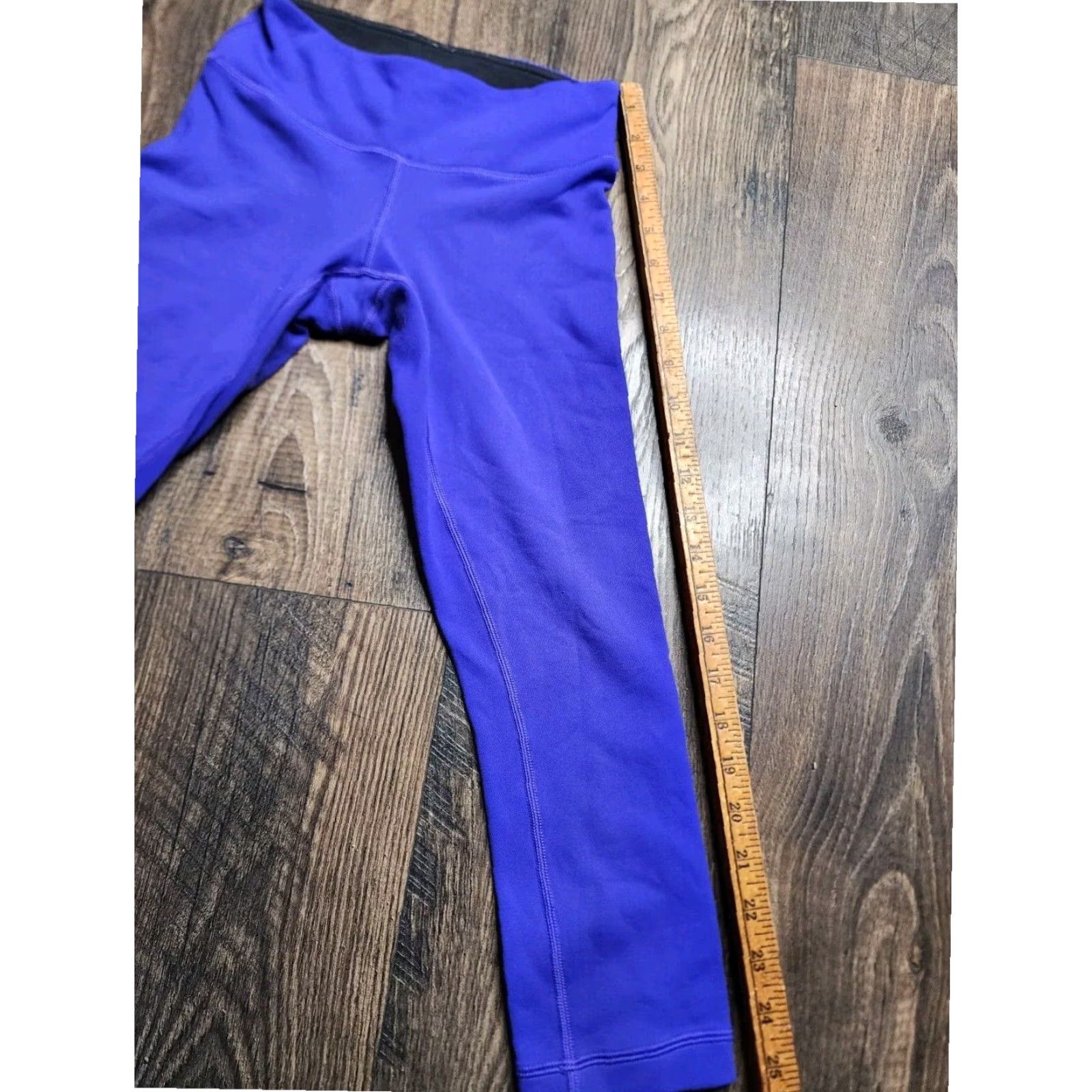 Lululemon Lululemon Women's Purple Cropped Leggings Size 2 Size 26" / US 2 / IT 38 - 2 Thumbnail