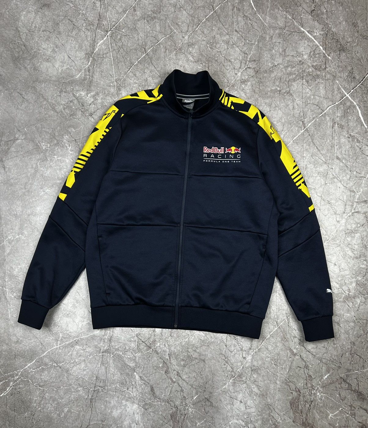 Puma Vintage Honda Red Bull Racing Jacket F1 Aston Martin Puma Size US L / EU 52-54 / 3 - 3 Thumbnail