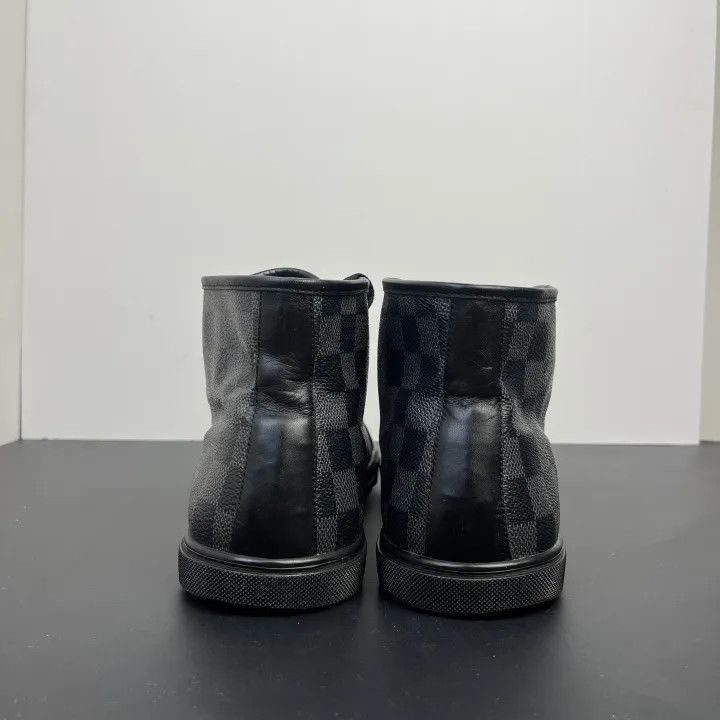 Louis Vuitton Louis Vuitton High-Top Lace-Up Sneakers in Black -2508 Size US 8 / EU 41 - 3 Thumbnail