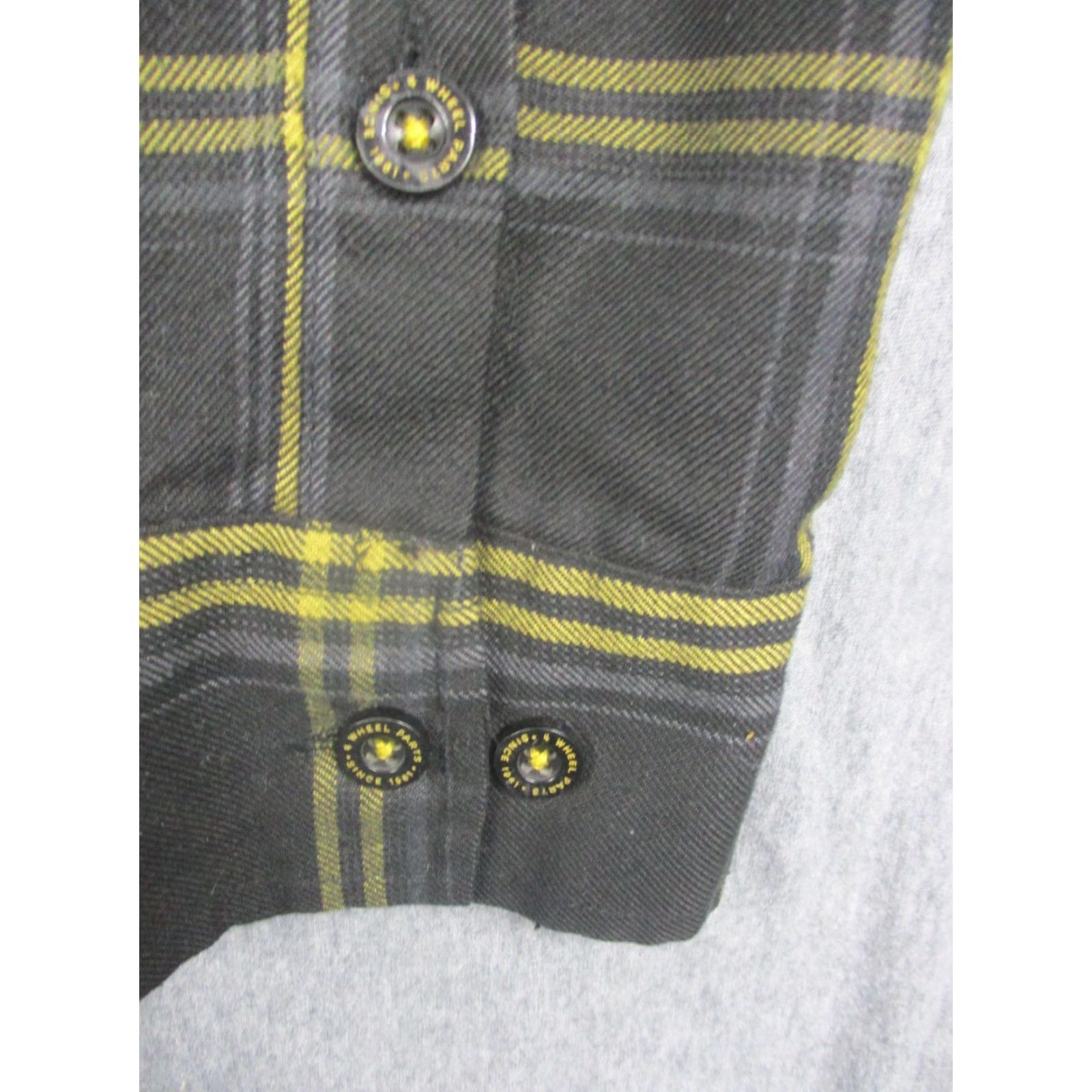 Vintage Dixxon Flannel Company Shirt Mens 2XL Gray Yellow Plaid 4WP Exclusive Button Size US XXL / EU 58 / 5 - 7 Thumbnail
