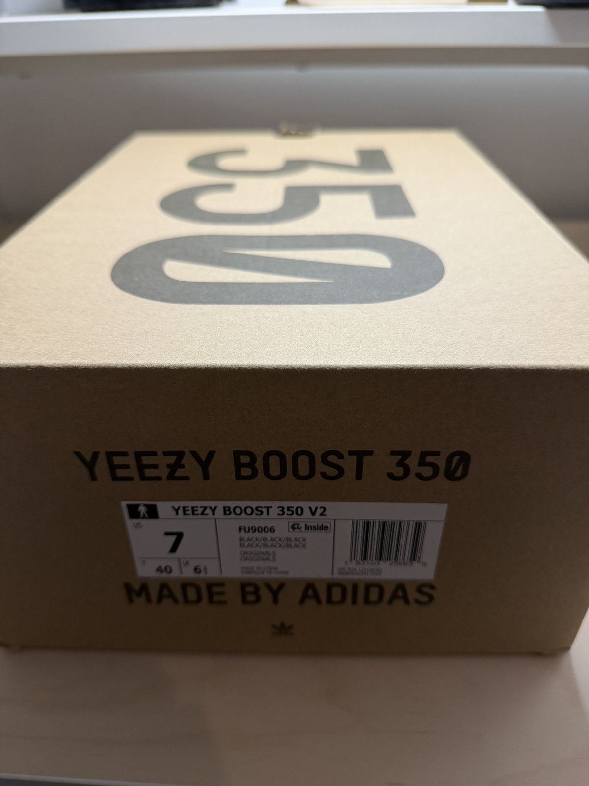 Yeezy adidas Yeezy Boost 350 V2 Cream Size US 7 / EU 40 - 8 Thumbnail