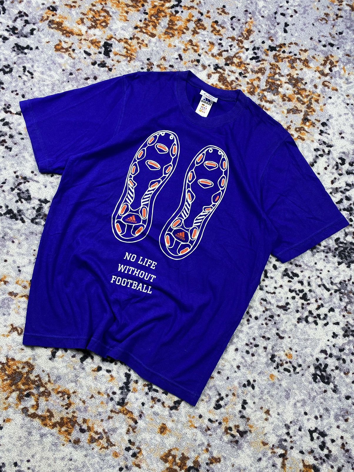 Vintage vintage No life without Football Adidas Kirin tshirt Size US L / EU 52-54 / 3 - 1 Thumbnail