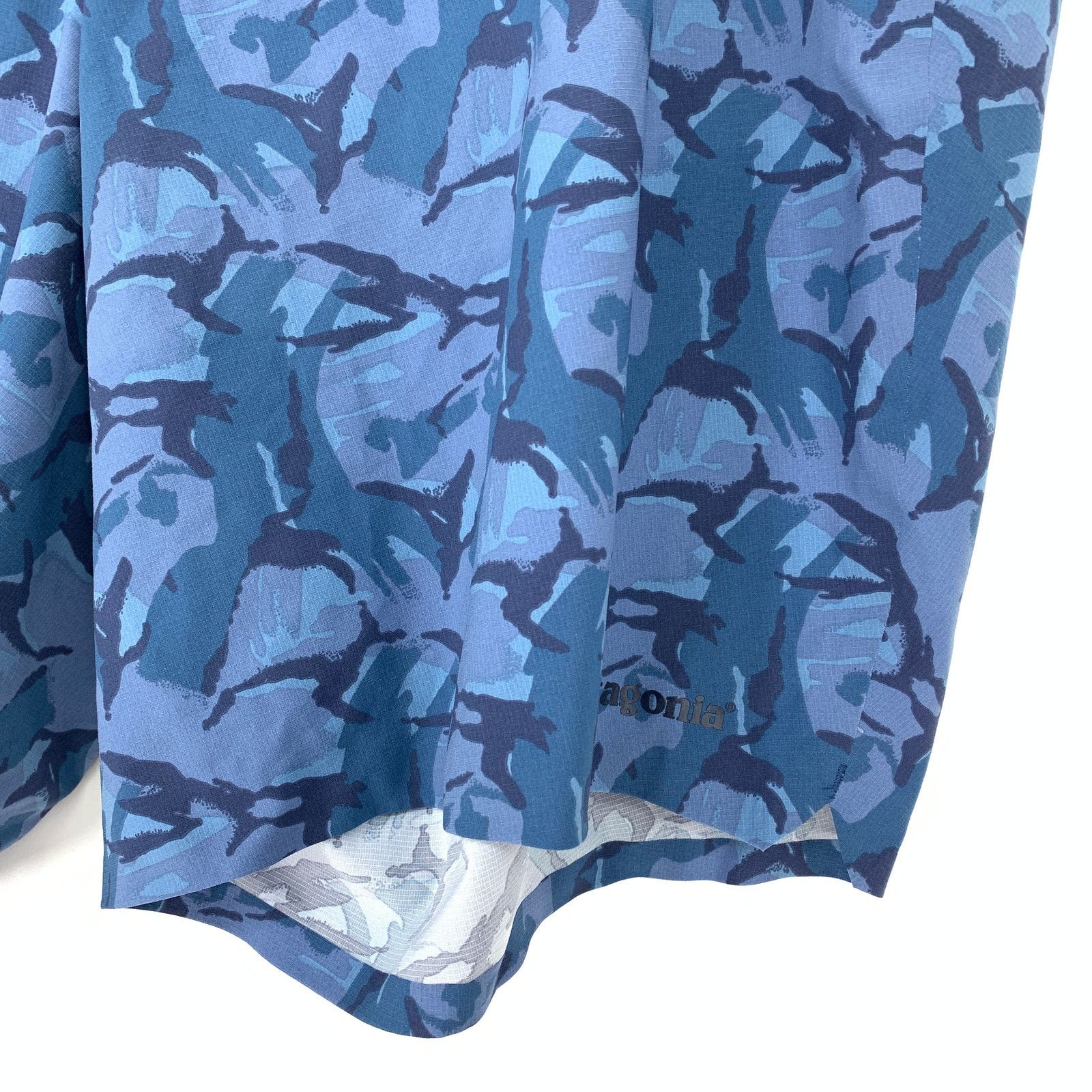 Patagonia Patagonia Men's Sz 40 Blue Print Board Shorts Zipped Pocket Size US 40 / EU 56 - 4 Thumbnail