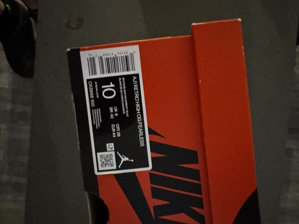 Jordan Brand × Nike Air Jordan 1 Retro High Og Fearless Size US 10 / EU 43 - 9 Thumbnail