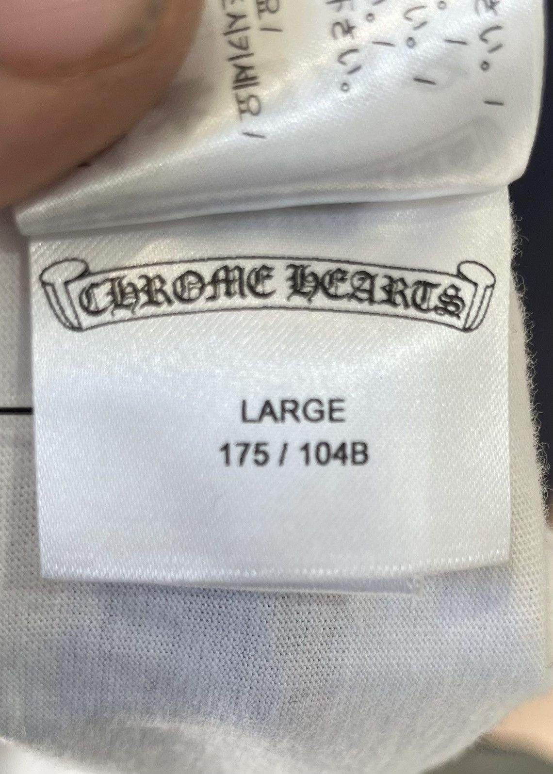 Chrome Hearts Chrome Hearts Neck Logo Cross Longsleeve White/Neon Size US L / EU 52-54 / 3 - 10 Thumbnail