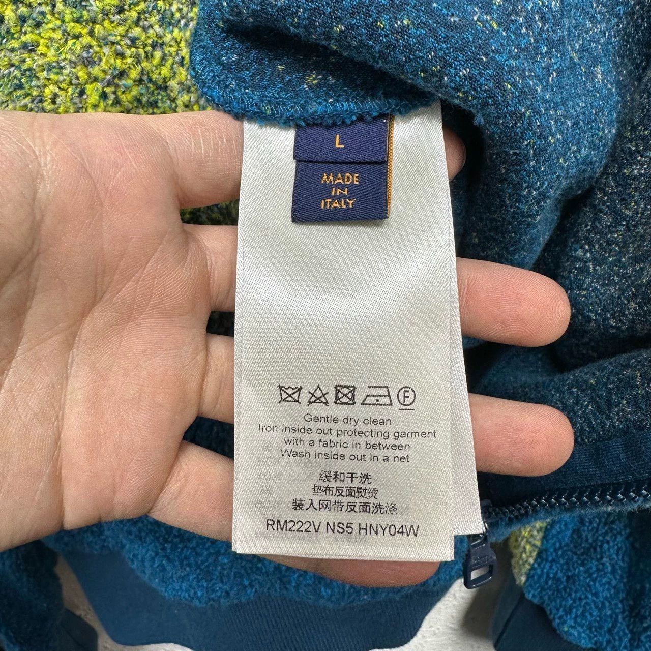Louis Vuitton louis vuitton blue tie-dye hooded jacket Size US L / EU 52-54 / 3 - 4 Thumbnail