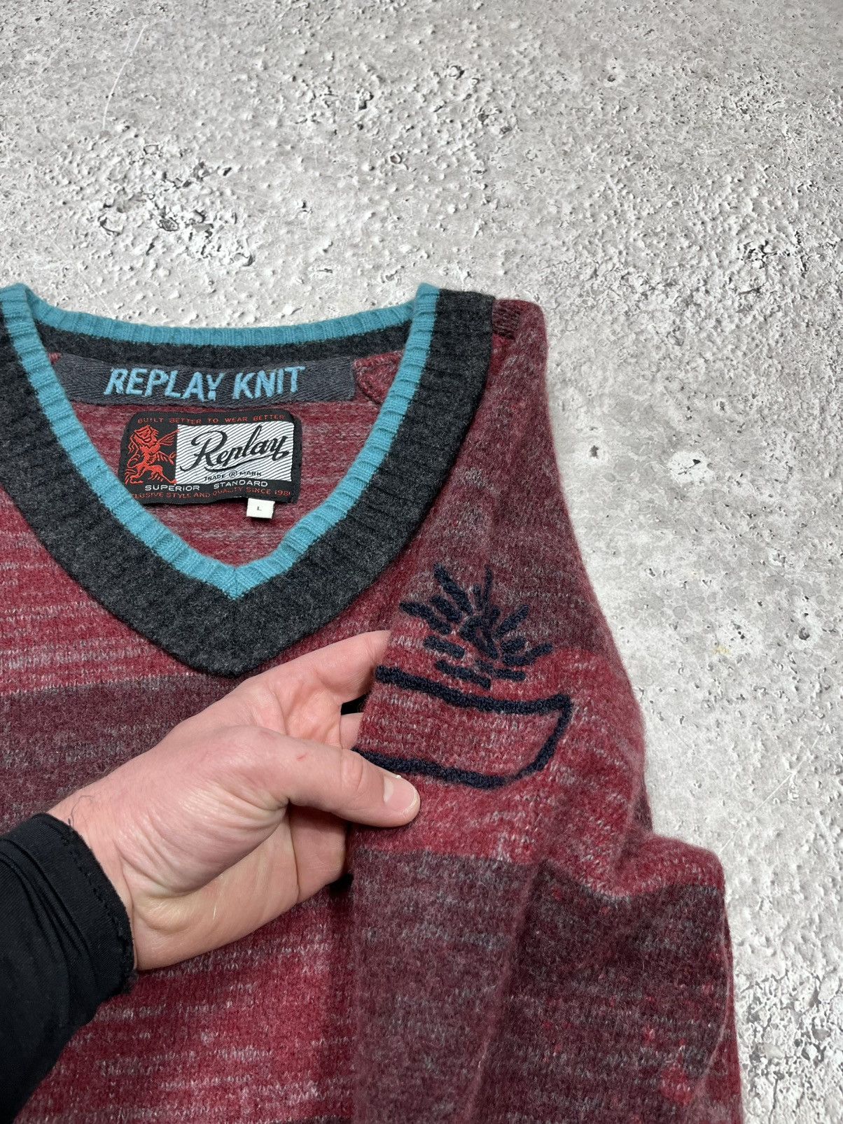 Replay Replay Knit Wool V Neck Sweater Burgundy Striped Crest Size US L / EU 52-54 / 3 - 8 Thumbnail