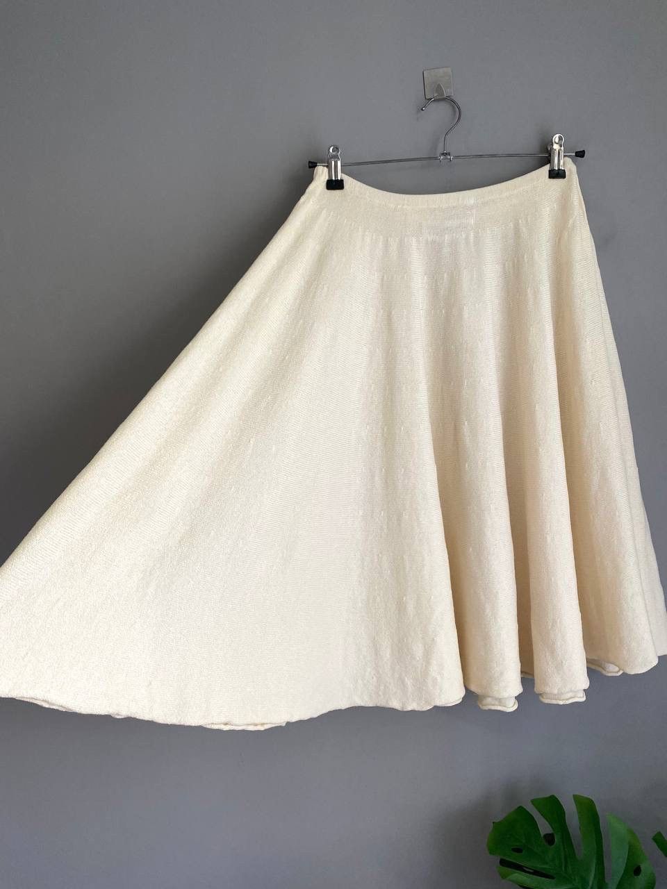 St. John ST. John Women's Wool/Rayon Skirt Maden in USA, Size US 8 Size 30" / US 8 / IT 44 - 3 Thumbnail