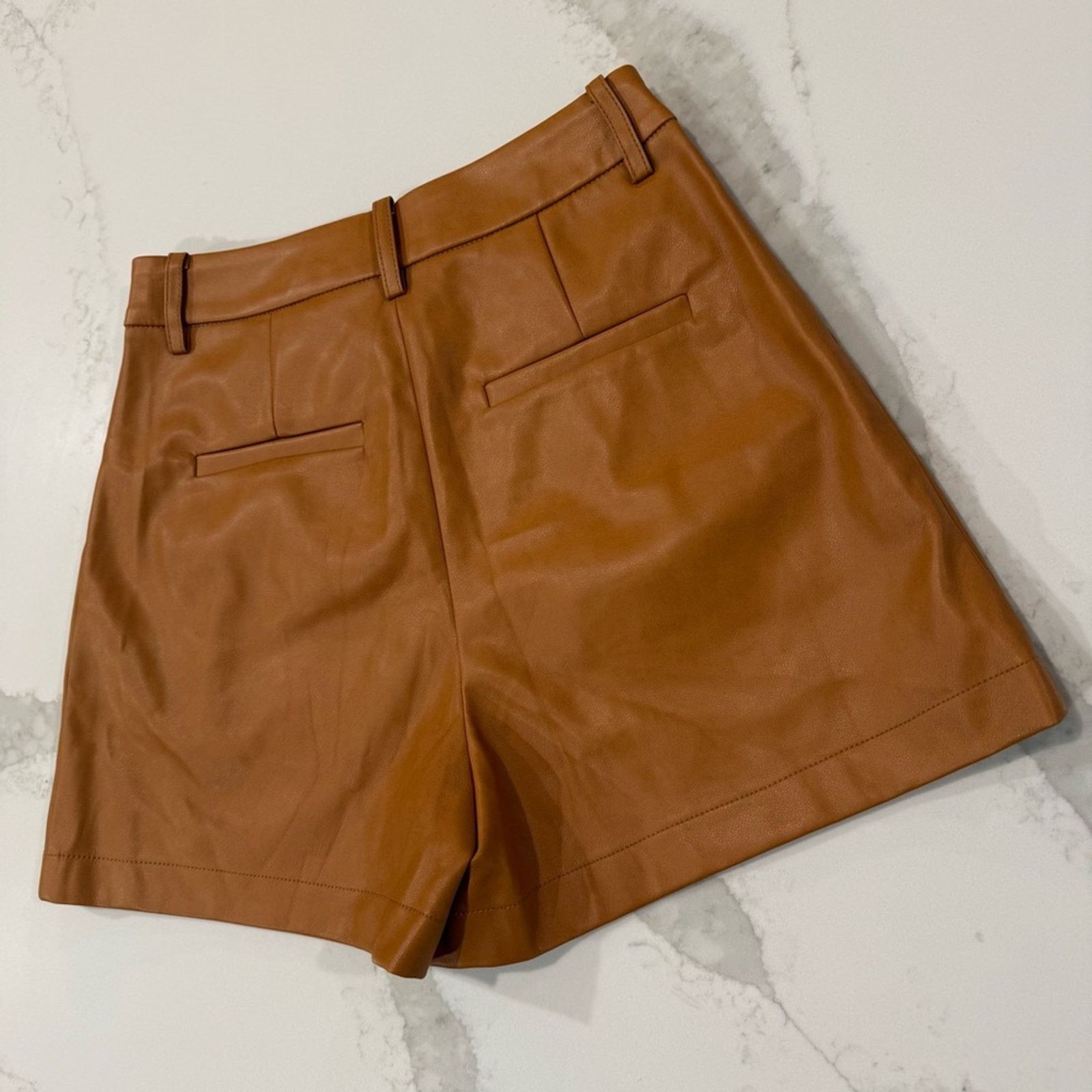 7 For All Mankind 7 For All Mankind High Rise Vegan Leather Shorts Womens XS Size 26" / US 2 / IT 38 - 8 Thumbnail