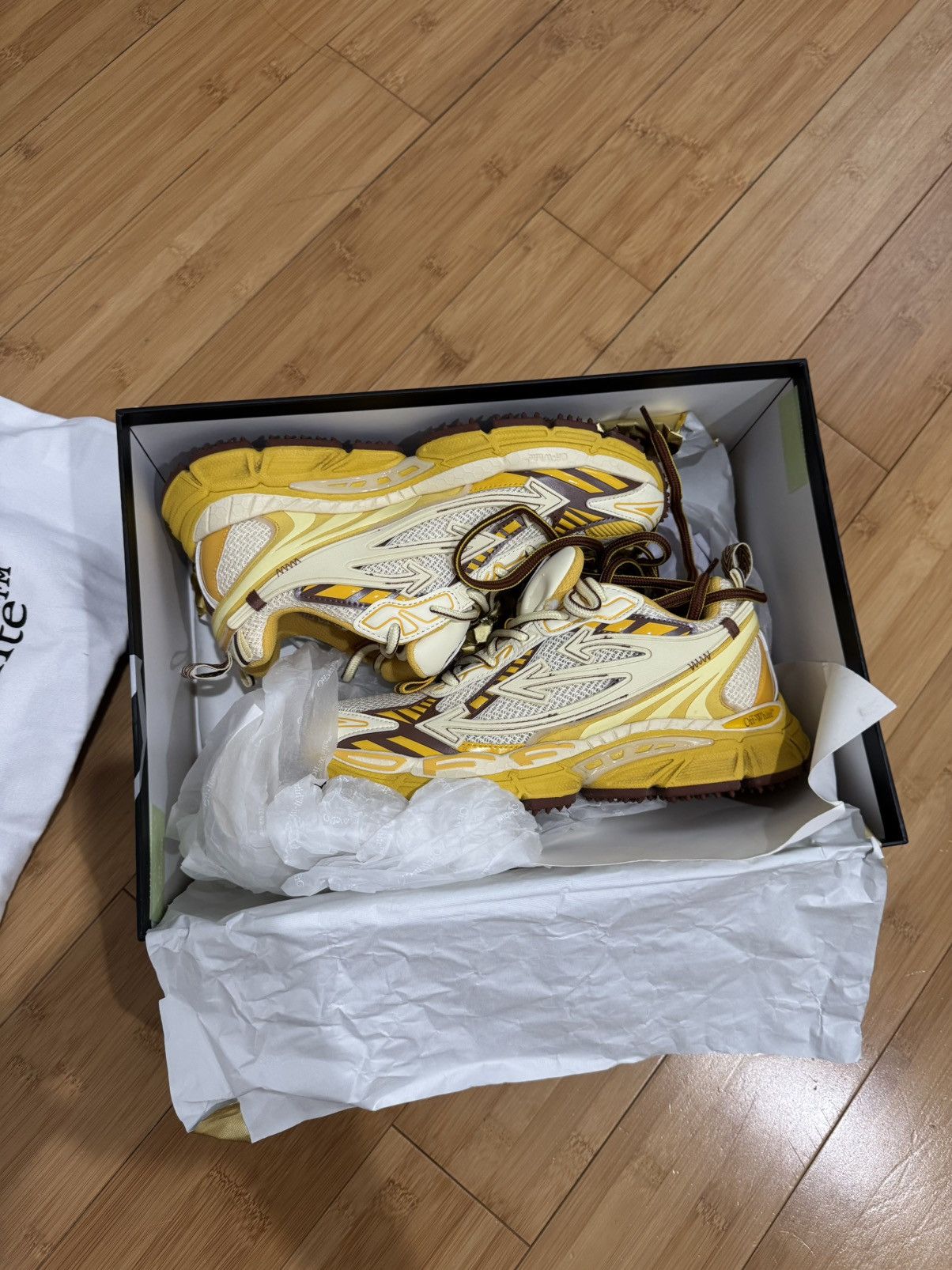 Off-White Off-White Be Right Back Sneakers, size 37 Size US 7 / IT 37 - 1 Thumbnail