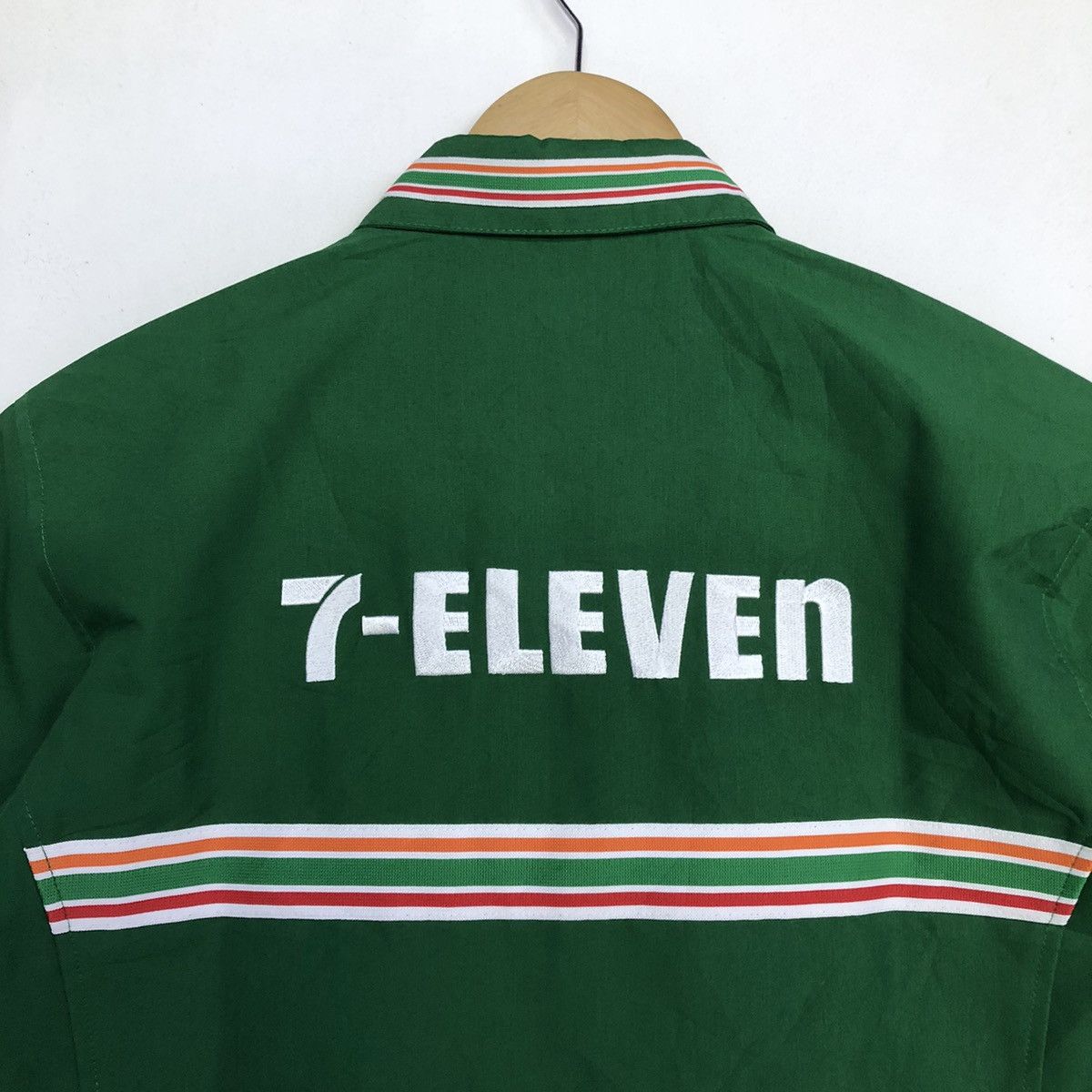 Japanese Brand Vintage 7 Eleven Japan Uniform Store Shirt Size US M / EU 48-50 / 2 - 9 Thumbnail