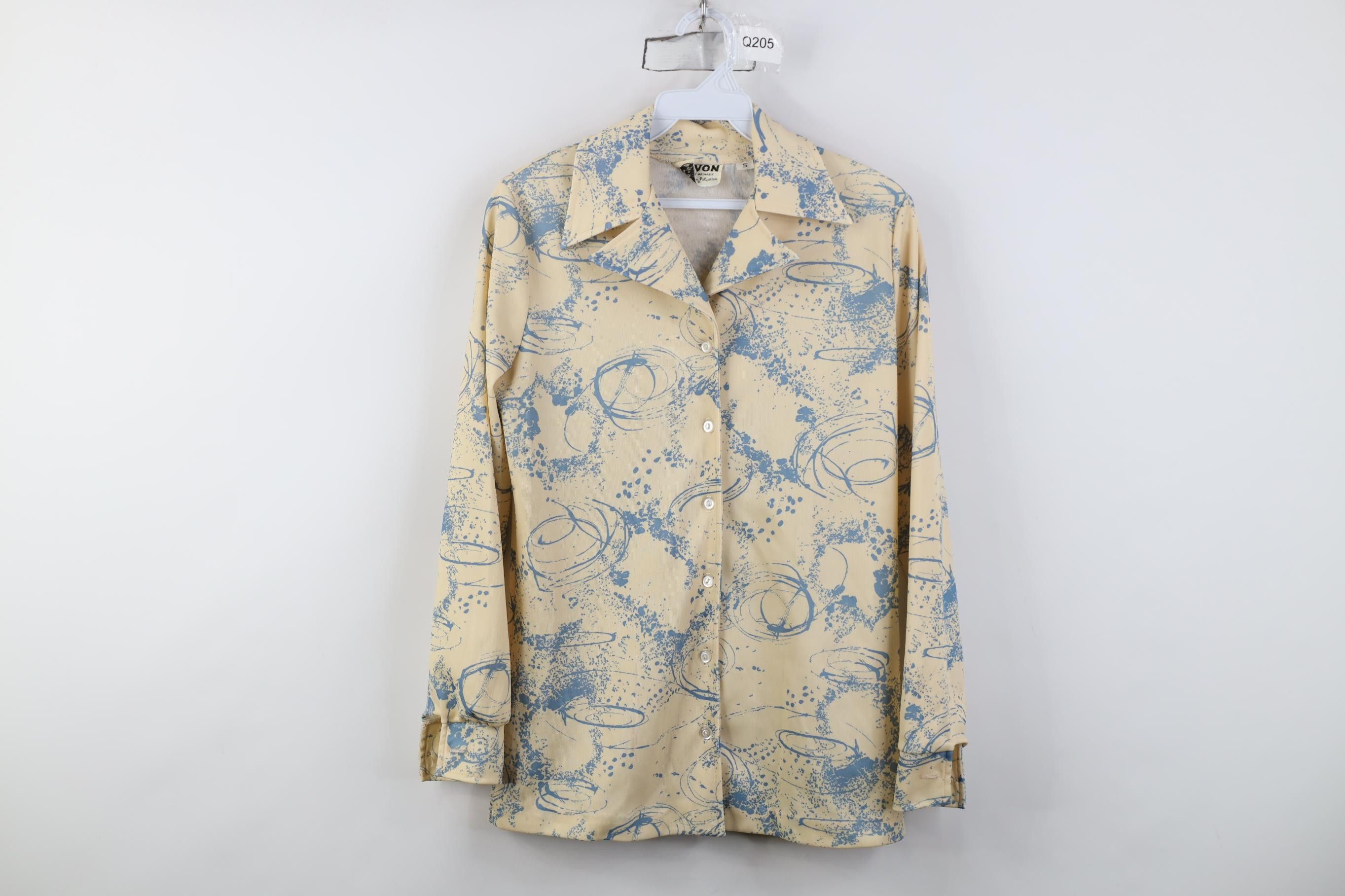 Vintage Vintage 70s Streetwear Camp Collar Knit Button Shirt USA Size S / US 4 / IT 40 - 1 Thumbnail