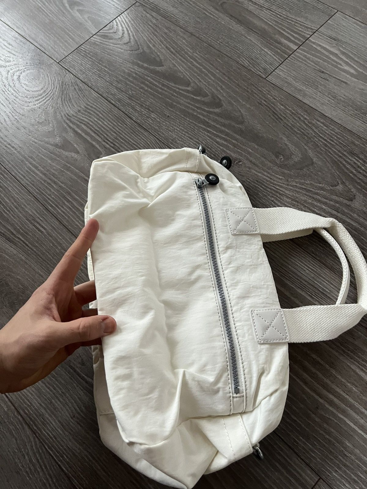 Designer ‼️New Kipling with Monkey “Barbara” White Shoulders Bag‼️ Size ONE SIZE - 16 Thumbnail
