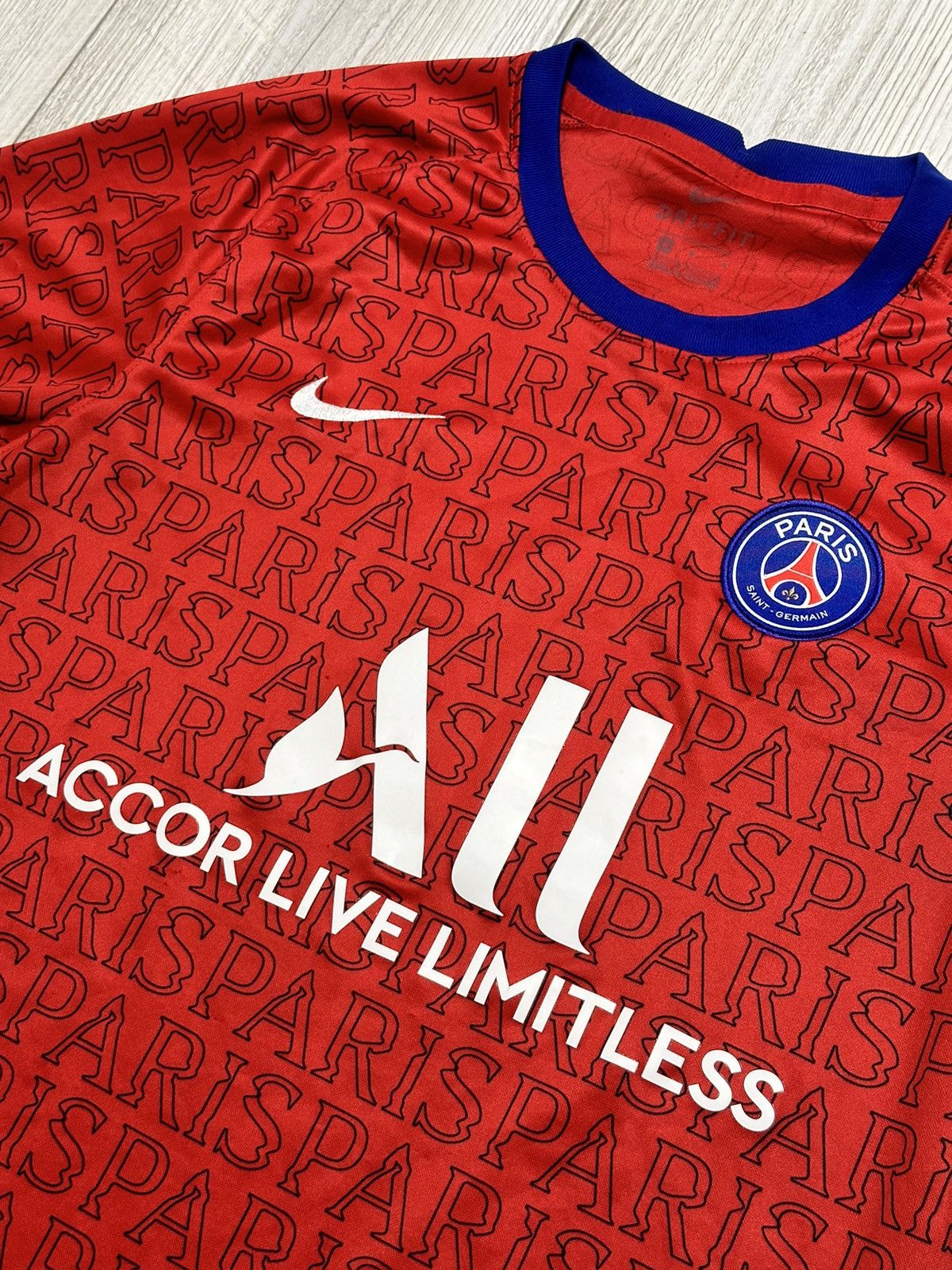 Vintage Nike PSG Paris Saint Germain Red Jersey CD5816-658 Size US M / EU 48-50 / 2 - 2 Thumbnail