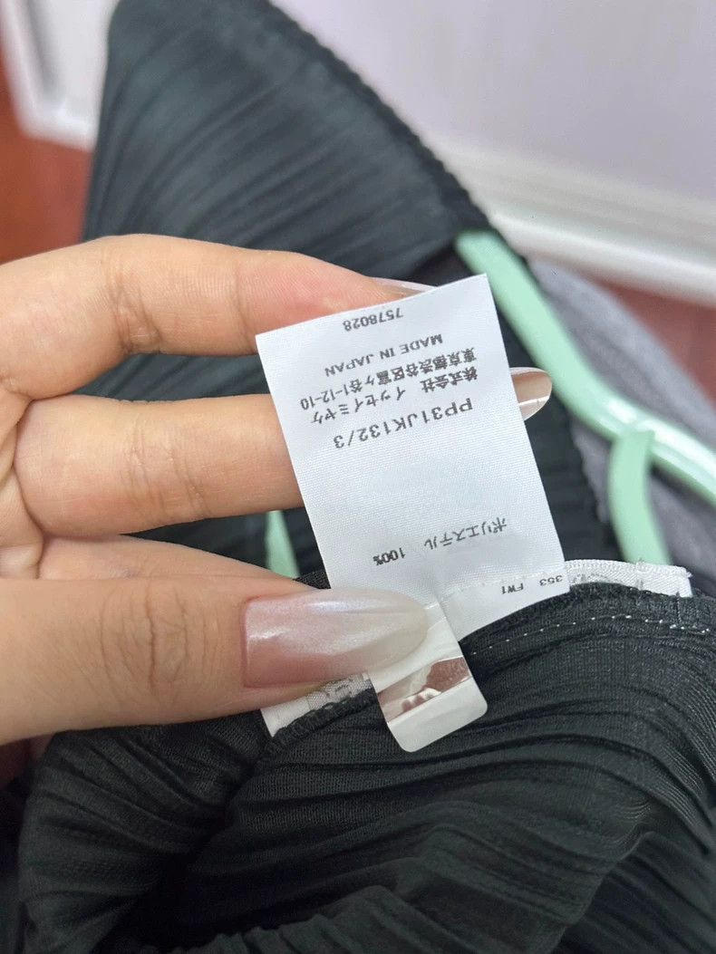Issey Miyake Issey Miyake size:3 Charcoal grey pleated long-sleeved shi Size M / US 6-8 / IT 42-44 - 2 Thumbnail