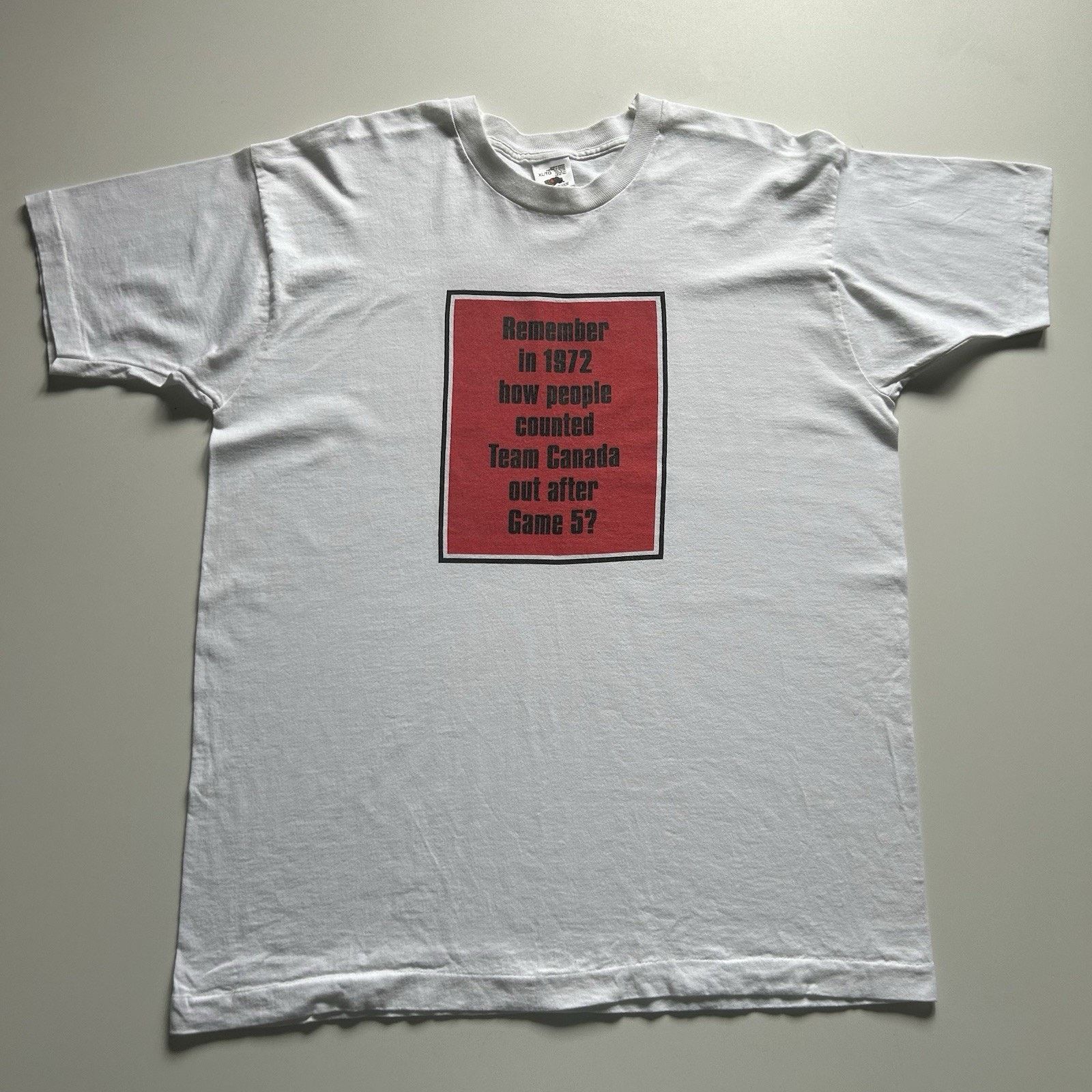 Fruit Of The Loom × Vintage Vintage 90s Team Canada Summit Series Hockey T Shirt XL Rare Size US XL / EU 56 / 4 - 1 Thumbnail