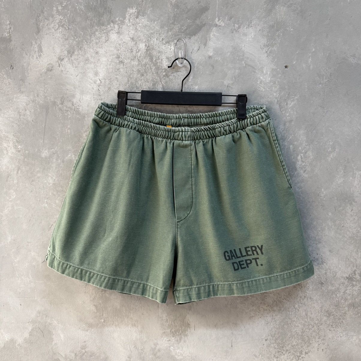 Gallery Dept. Gallery Dept. Zuma OG version Logo Shorts Size US 34 / EU 50 - 2 Thumbnail