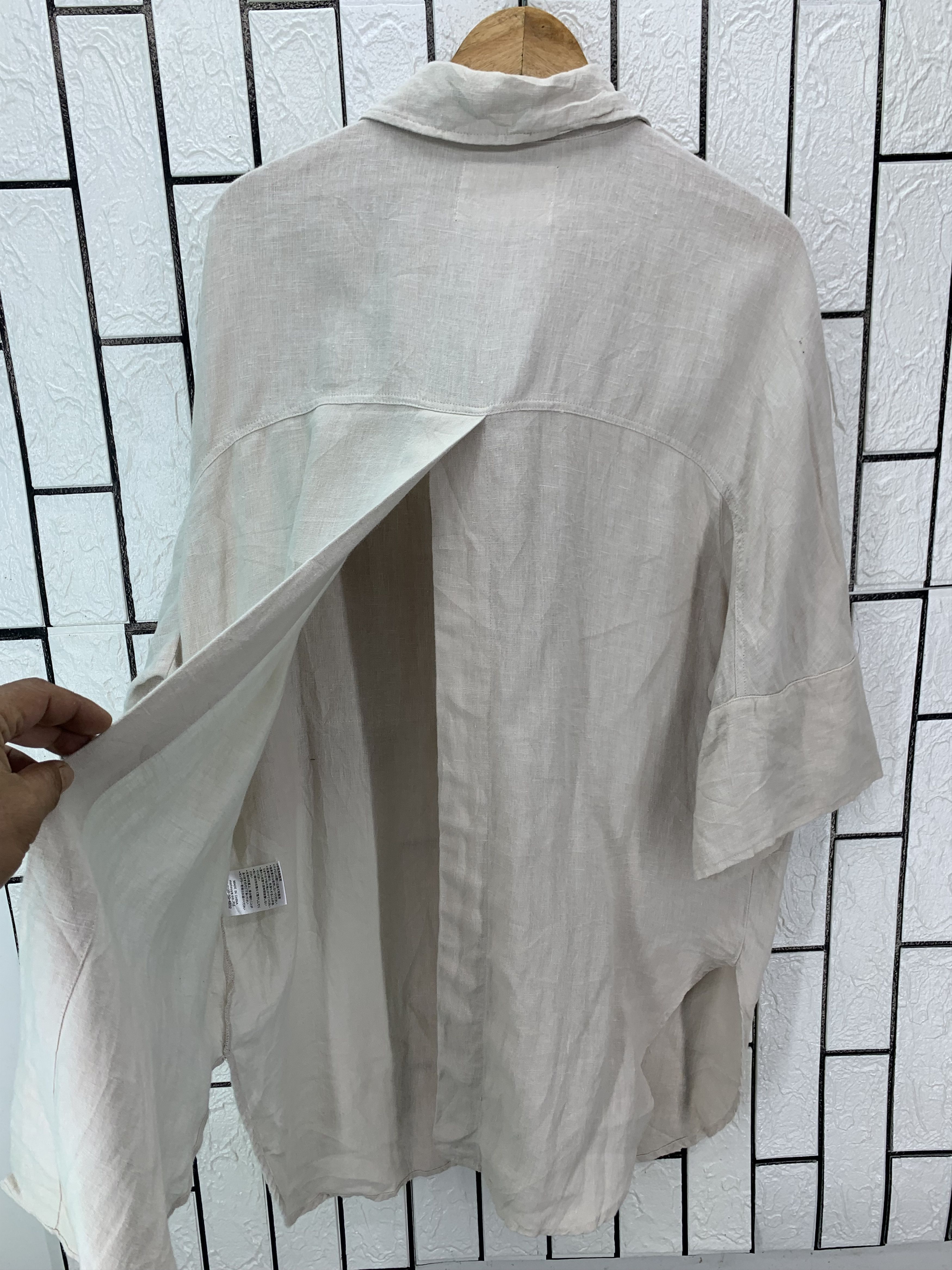 Japanese Brand Hums Long Shirt Button Size US XL / EU 56 / 4 - 9 Thumbnail