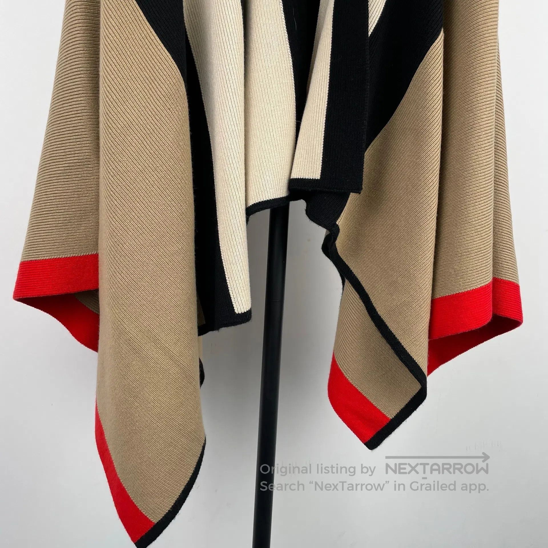 Burberry Burberry Color-blocked Plaid Wool Cloak Shawl| Size S / US 4 / IT 40 - 8 Thumbnail
